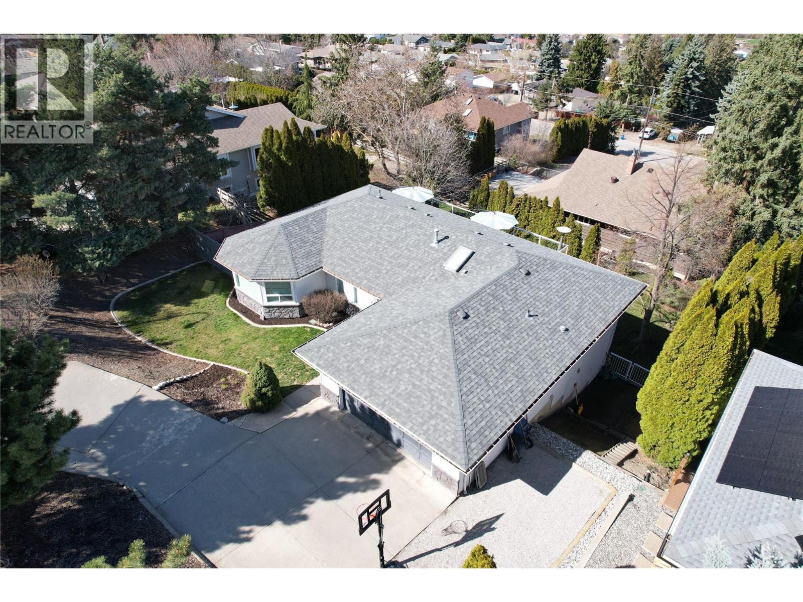 11405 Hillside Drive, Coldstream, British Columbia  V1B 2A3 - Photo 59 - 10381246