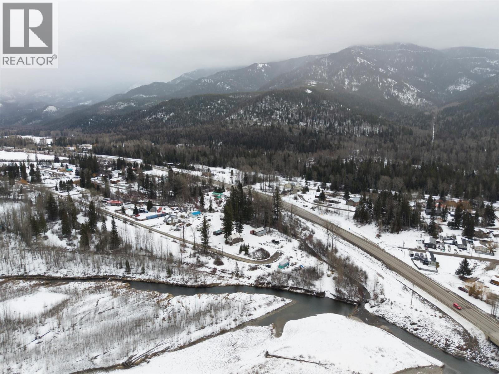 9898 Victoria Street, Hosmer, British Columbia  V0B 1M5 - Photo 14 - 10381313