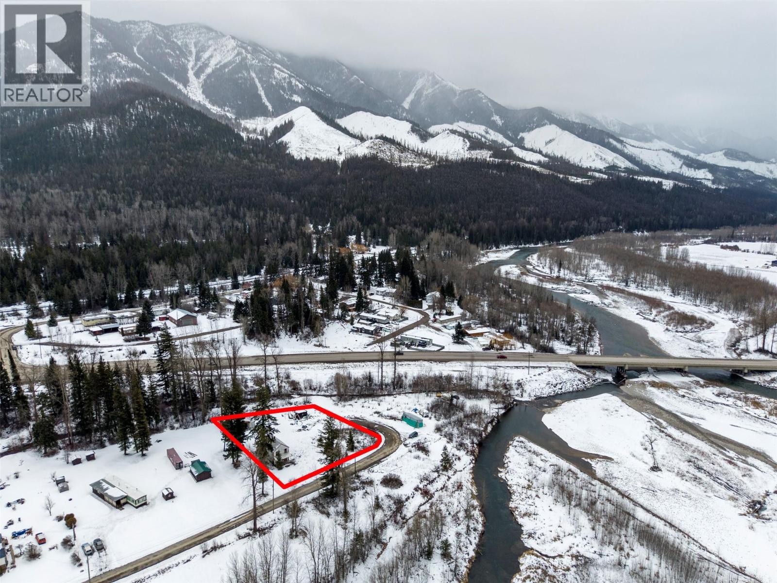 9898 Victoria Street, Hosmer, British Columbia  V0B 1M5 - Photo 16 - 10381313