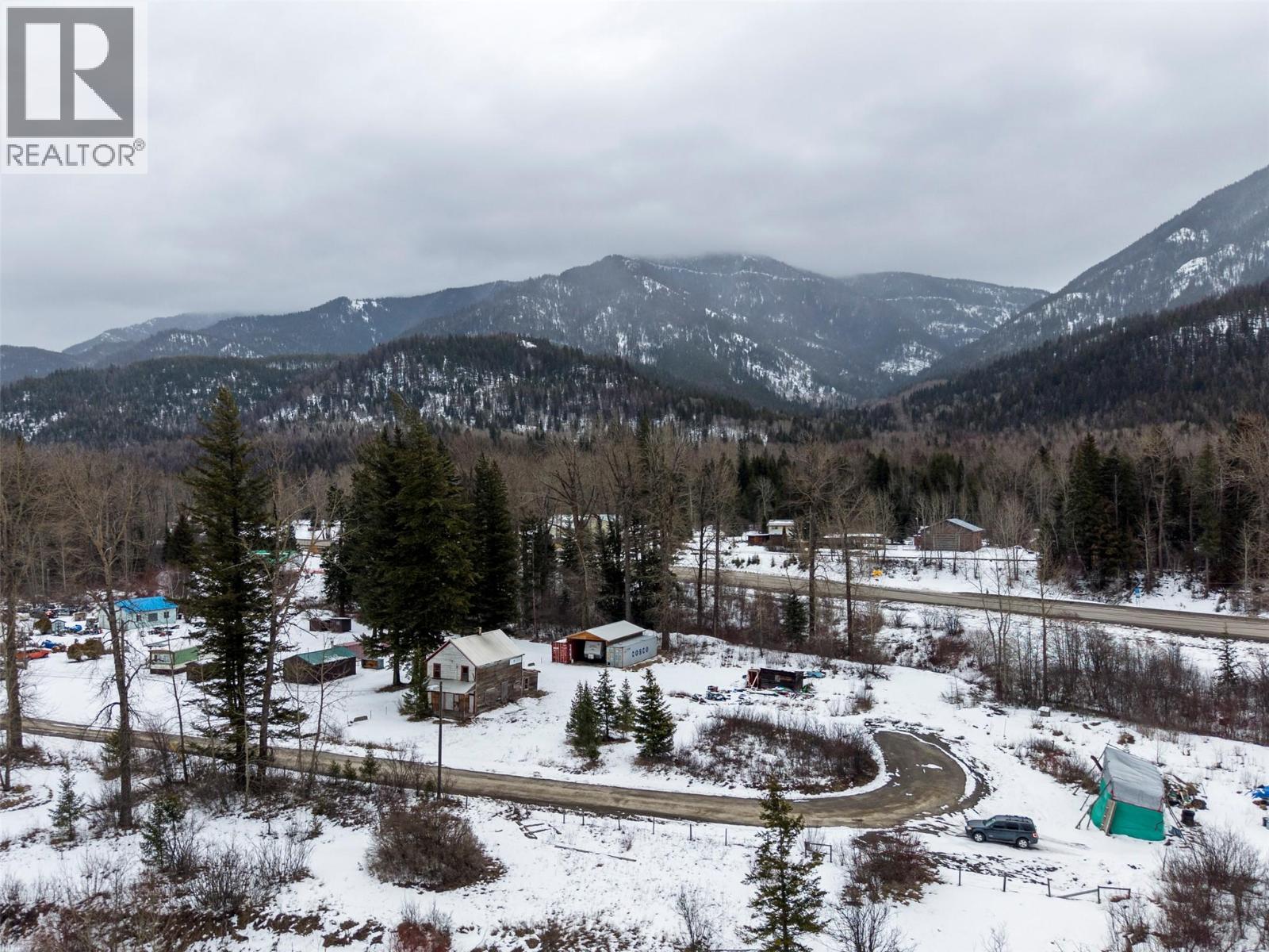 9898 Victoria Street, Hosmer, British Columbia  V0B 1M5 - Photo 21 - 10381313