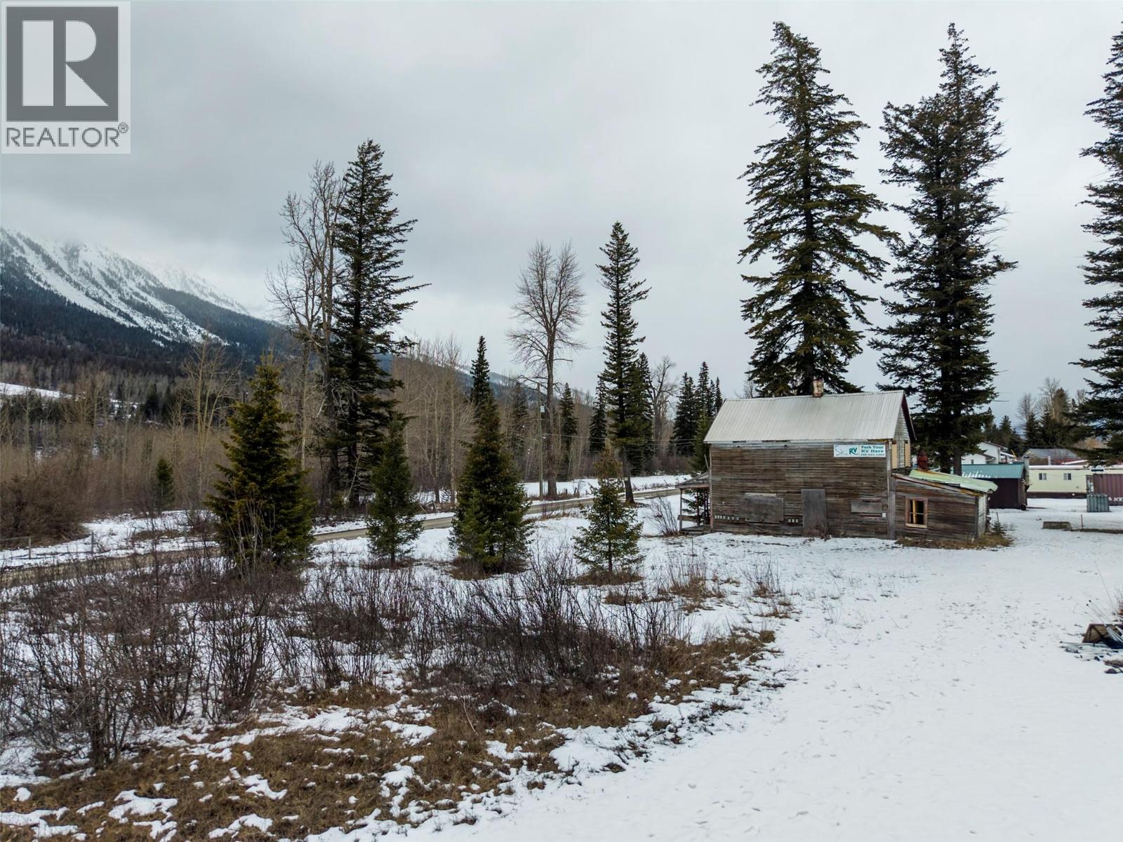 9898 Victoria Street, Hosmer, British Columbia  V0B 1M5 - Photo 31 - 10381313