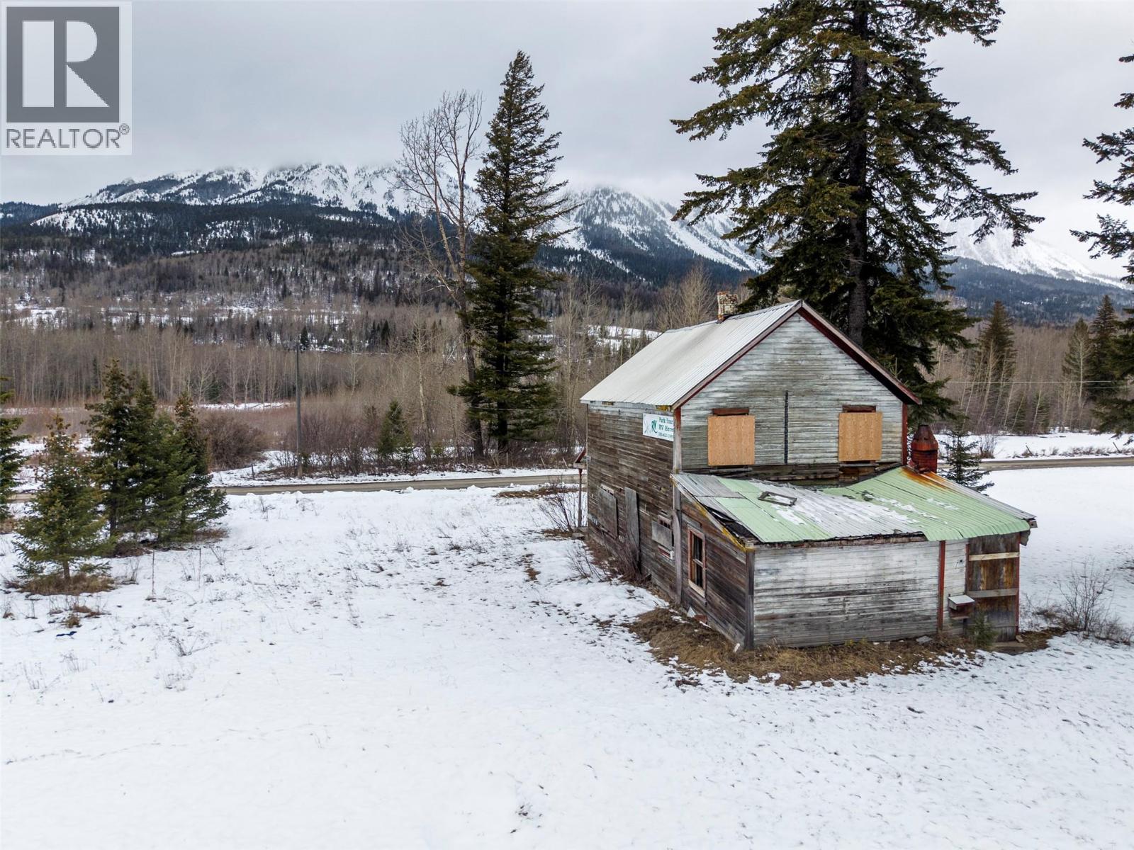 9898 Victoria Street, Hosmer, British Columbia  V0B 1M5 - Photo 35 - 10381313