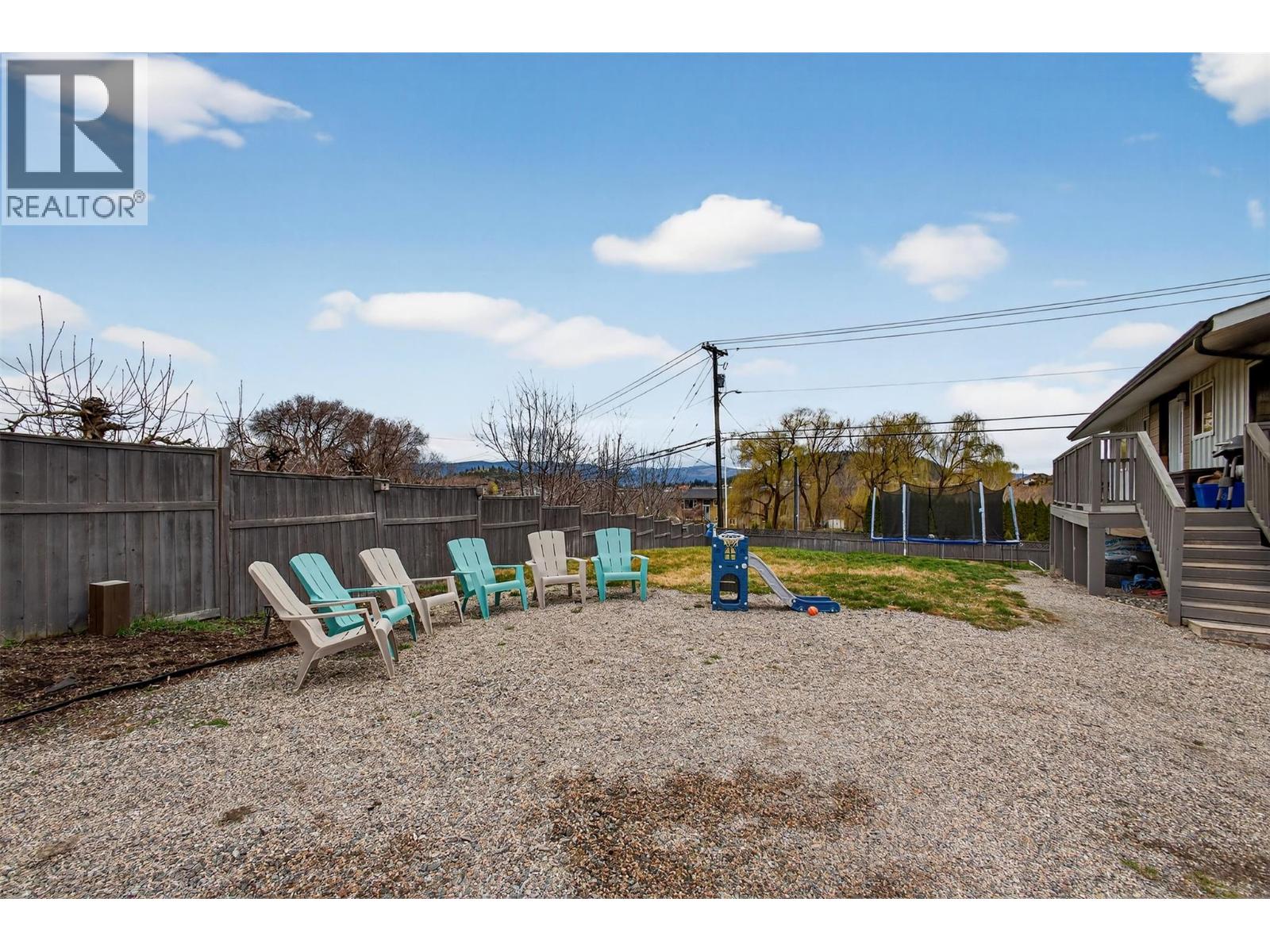 2490 Sexsmith Road, Kelowna, British Columbia  V1V 2E9 - Photo 32 - 10376841