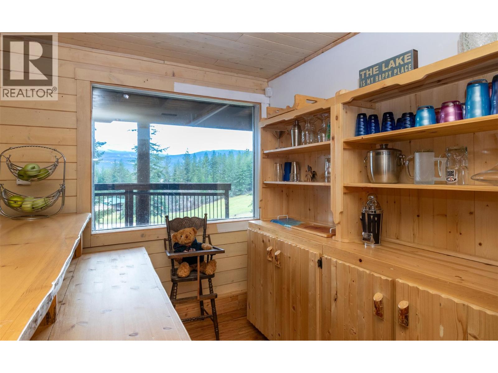 7796 Columbia Drive, Anglemont, British Columbia  V0E 1M8 - Photo 30 - 10381000