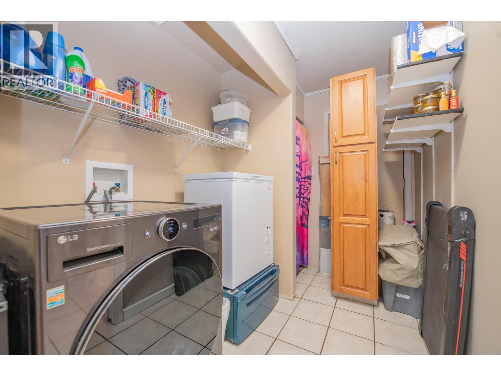 1775 Maple Street, Lumby, British Columbia  V0E 2G0 - Photo 25 - 10380789