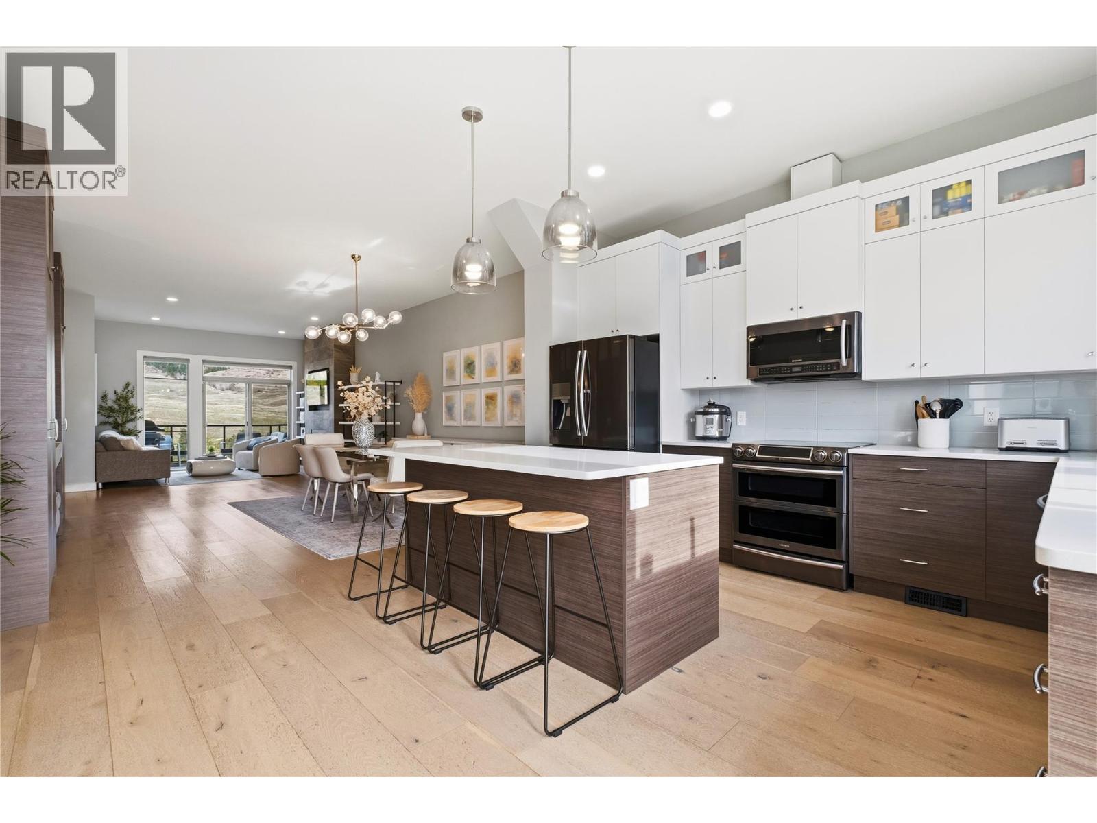 411 Dunbar Court, Kelowna, British Columbia  V1P 1T5 - Photo 5 - 10379655