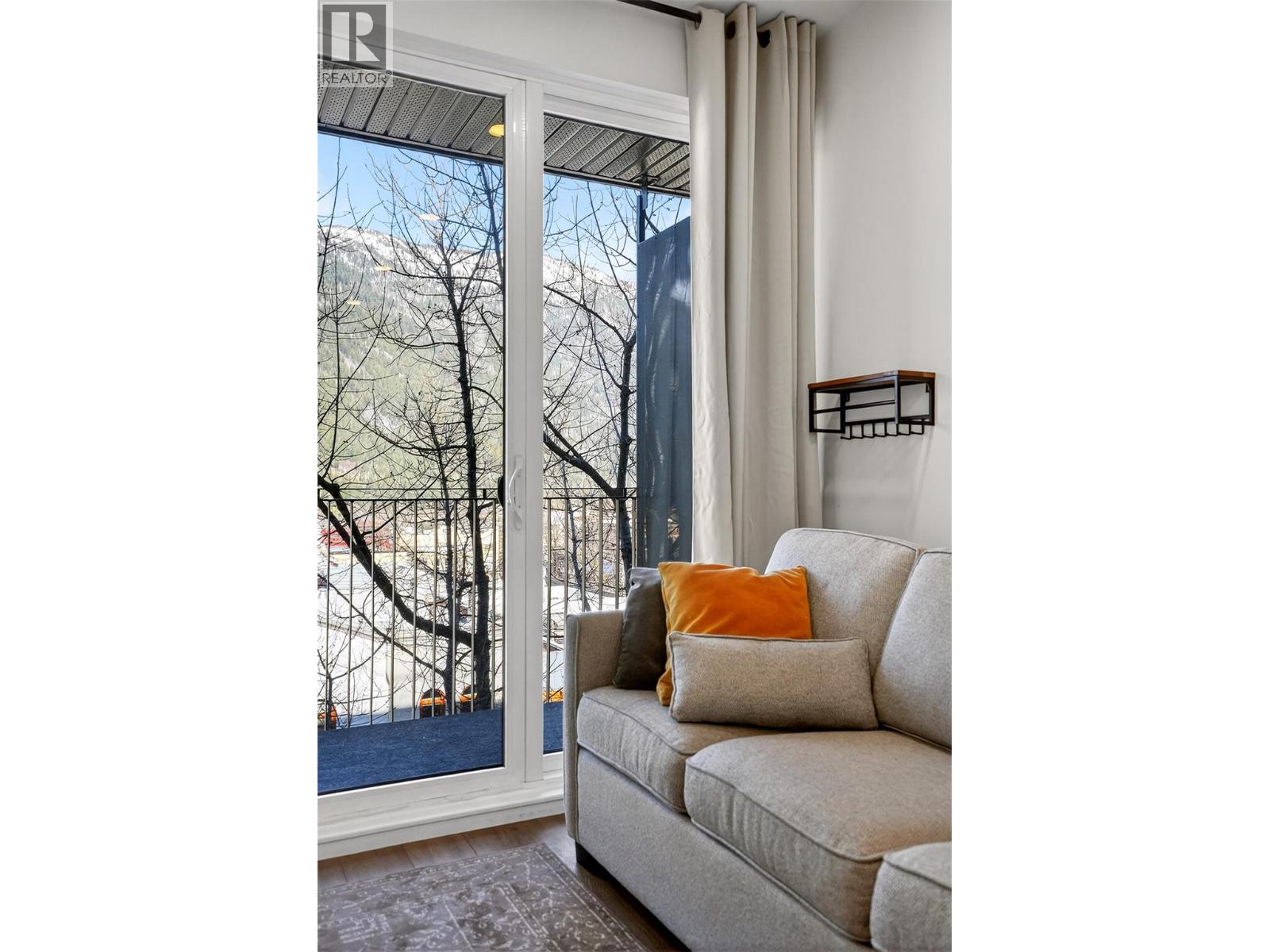 514 Victoria Street Unit# 403, Nelson, British Columbia  V1L 3G7 - Photo 18 - 10377335