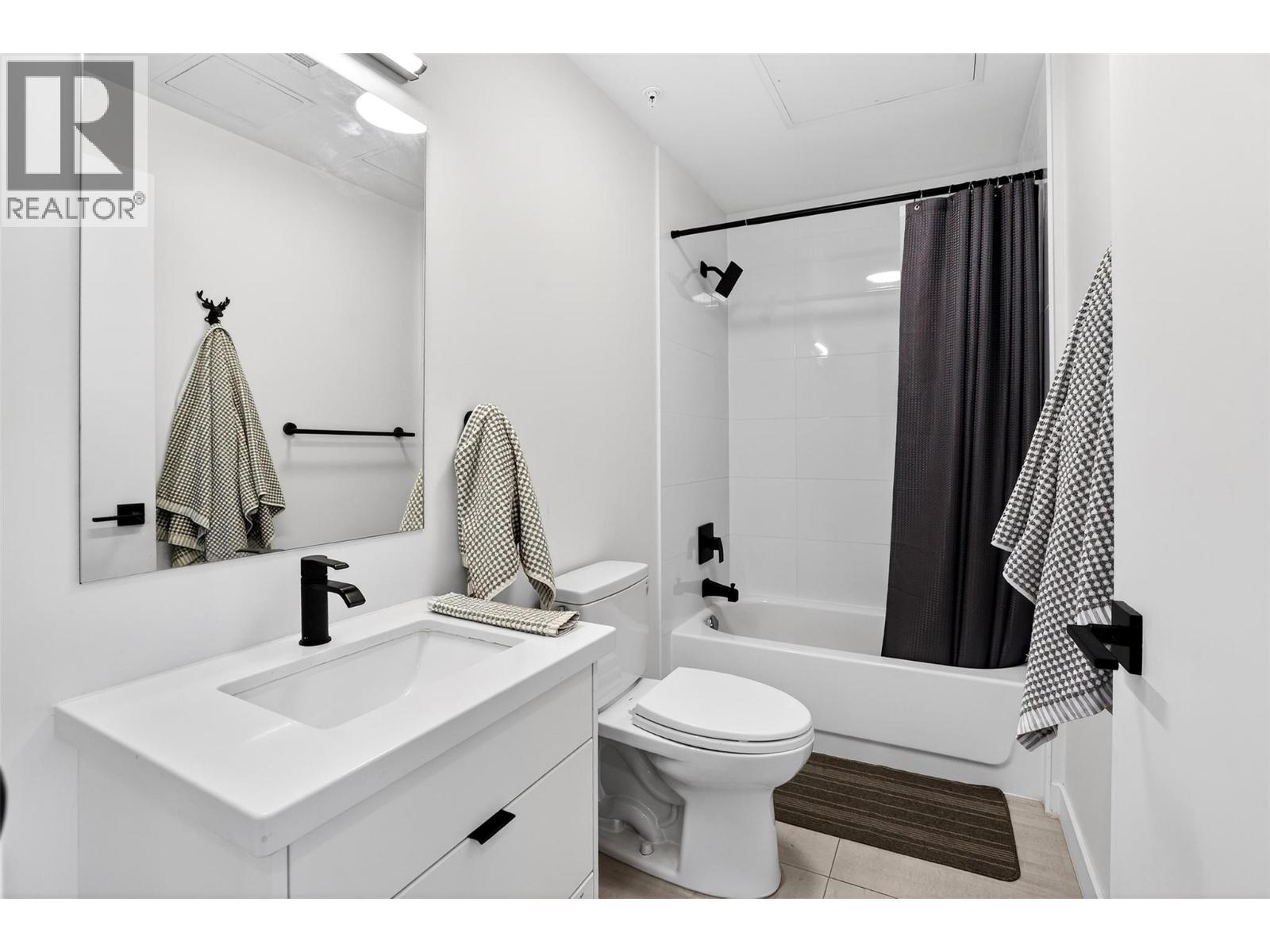 514 Victoria Street Unit# 403, Nelson, British Columbia  V1L 3G7 - Photo 26 - 10377335