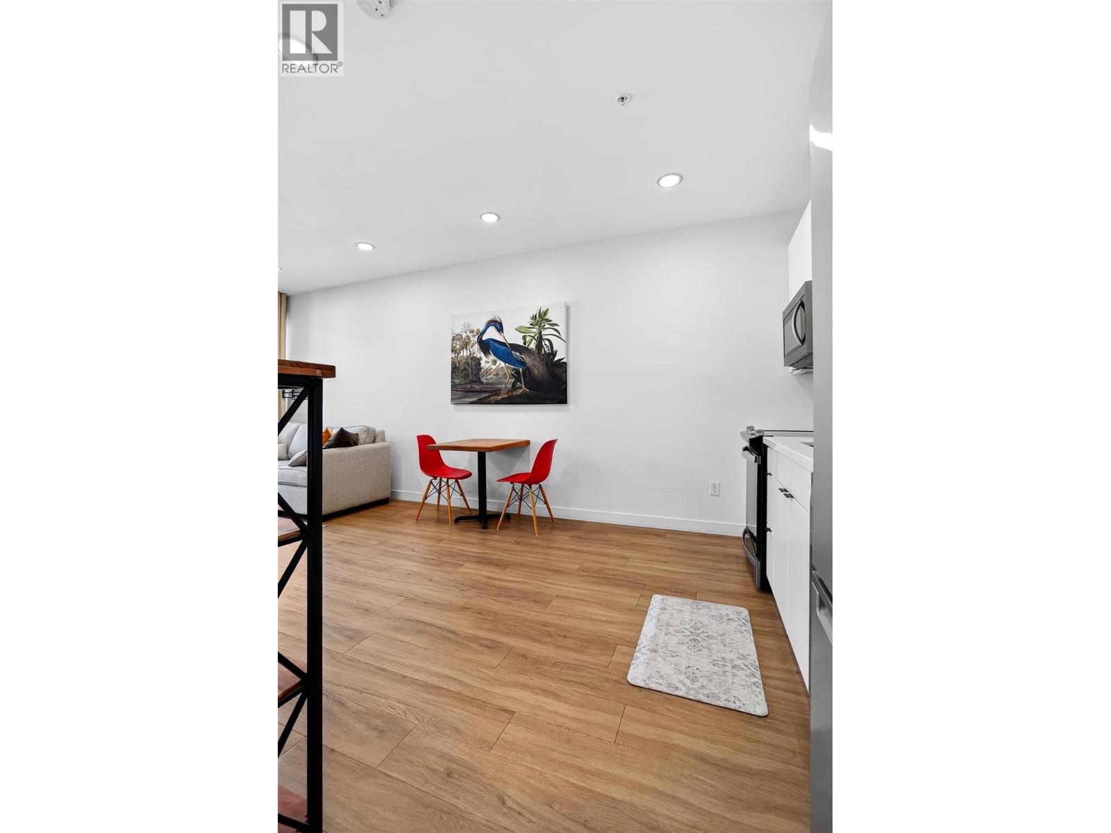 514 Victoria Street Unit# 403, Nelson, British Columbia  V1L 3G7 - Photo 6 - 10377335