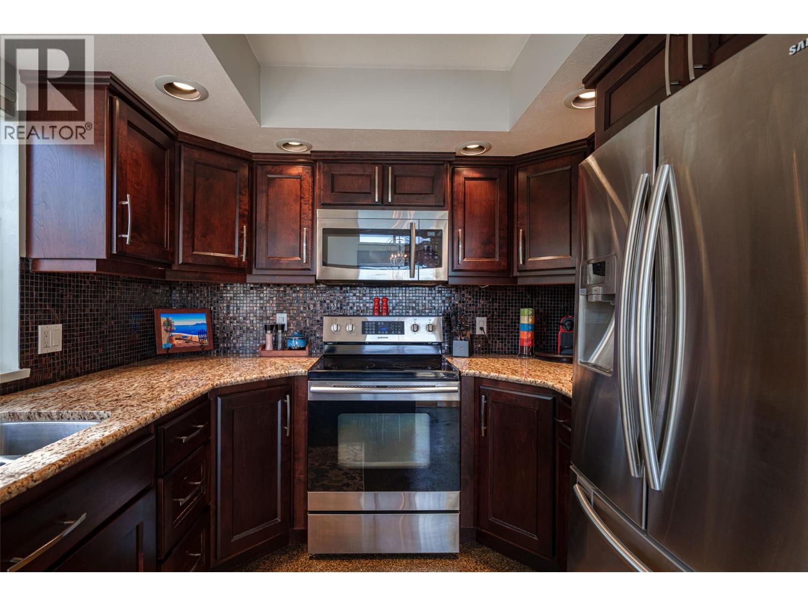 8617 Fitzmaurice Drive, Coldstream, British Columbia  V1B 1X4 - Photo 31 - 10381311