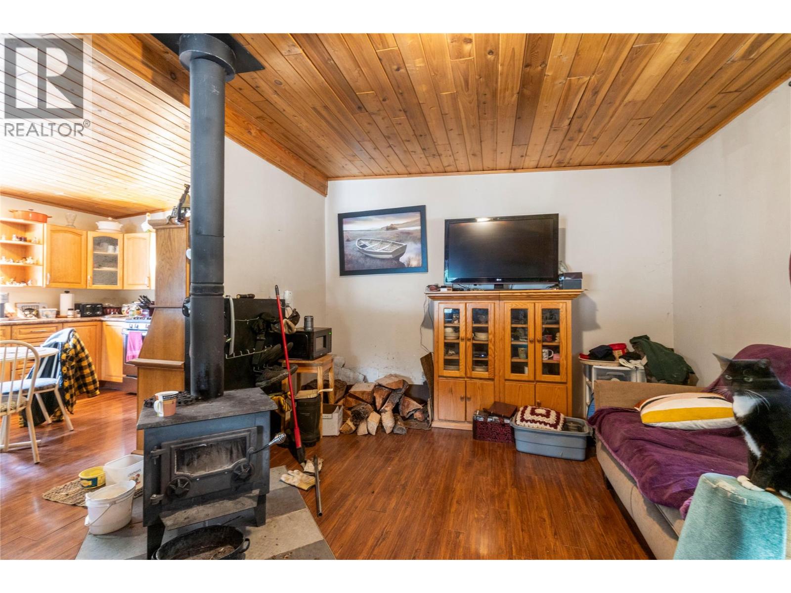 8225 Seymour Arm Forest Service Road, Seymour Arm, British Columbia  V0E 2V2 - Photo 22 - 10381306