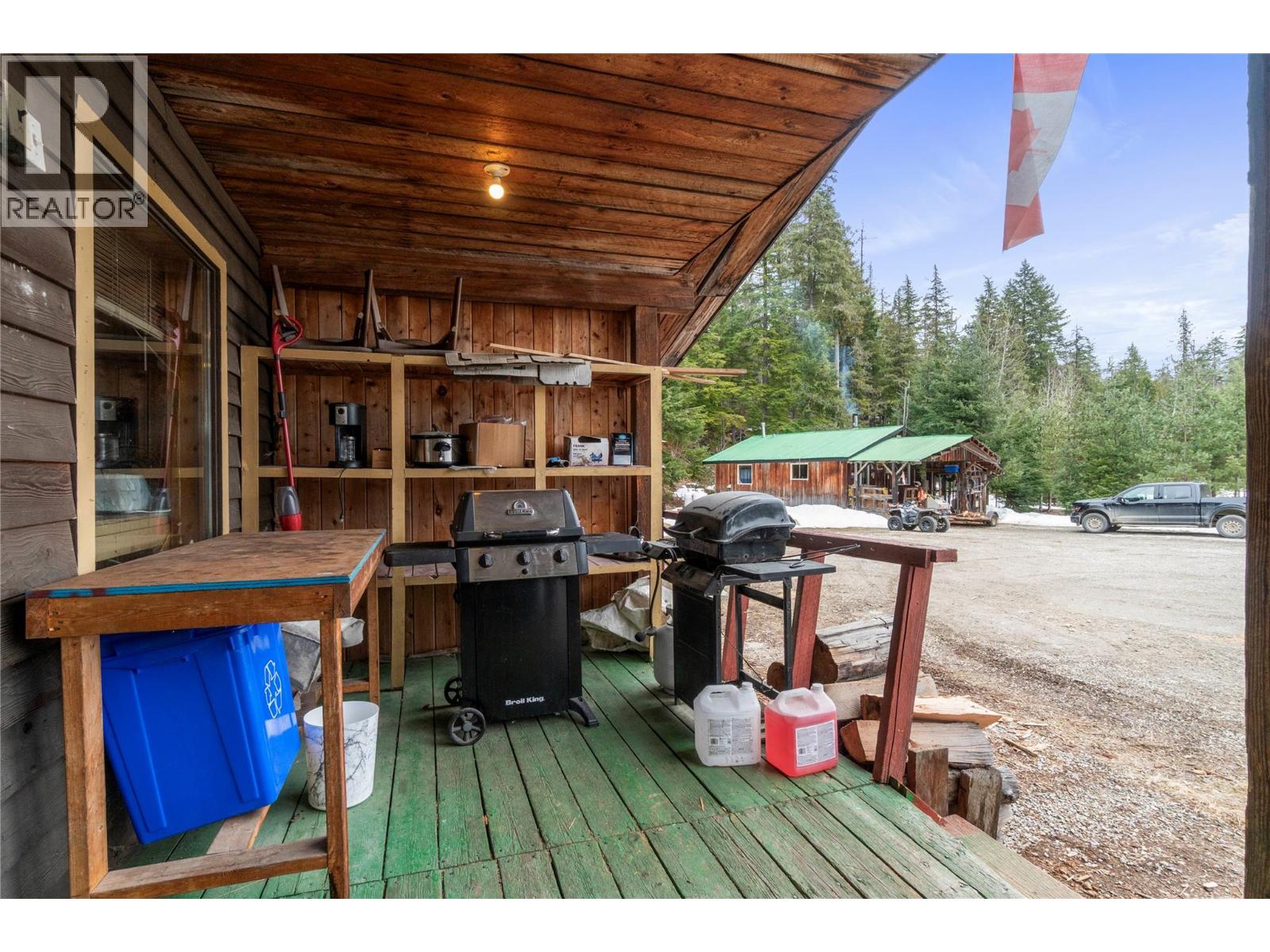 8225 Seymour Arm Forest Service Road, Seymour Arm, British Columbia  V0E 2V2 - Photo 26 - 10381306