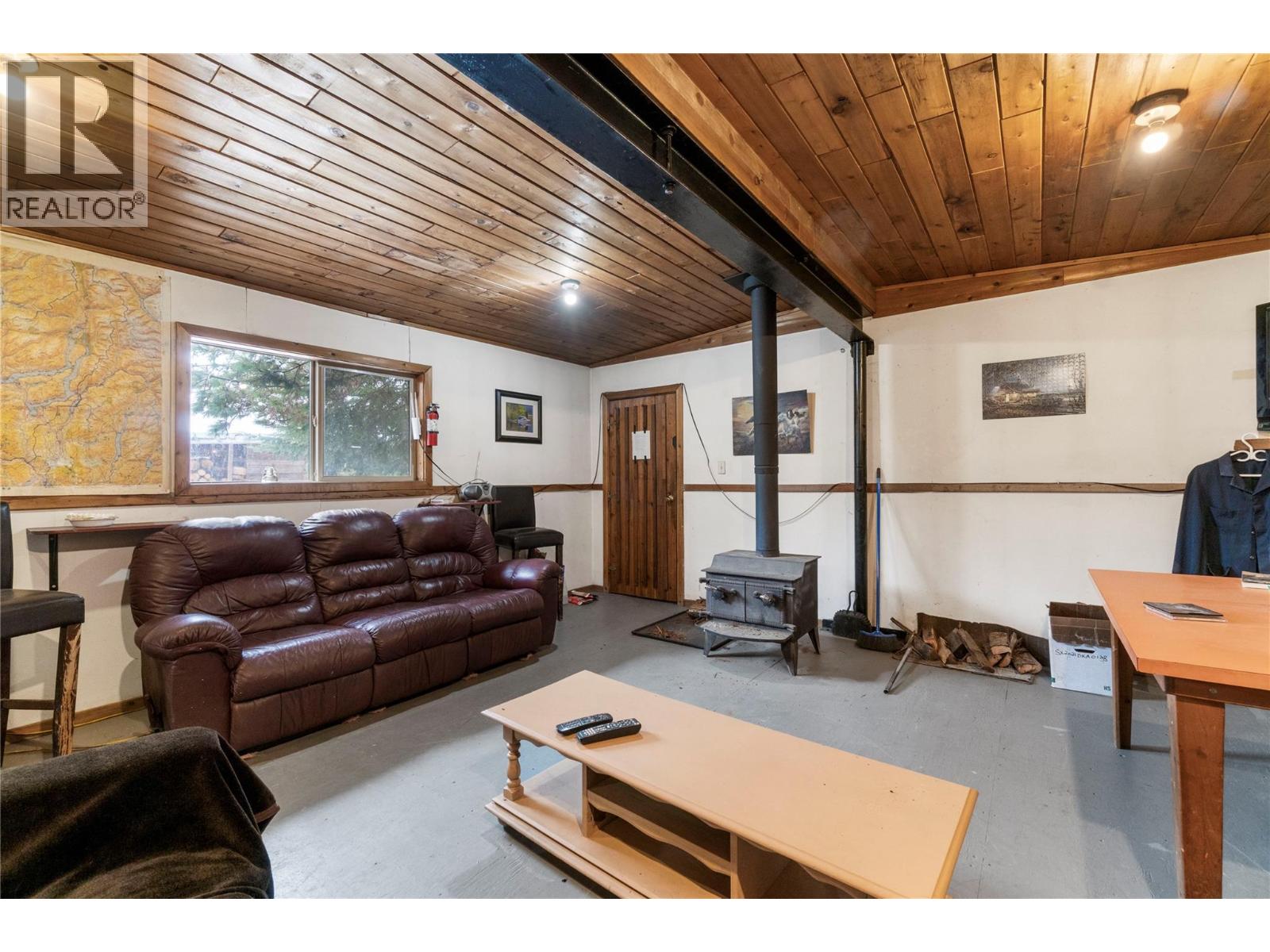 8225 Seymour Arm Forest Service Road, Seymour Arm, British Columbia  V0E 2V2 - Photo 32 - 10381306