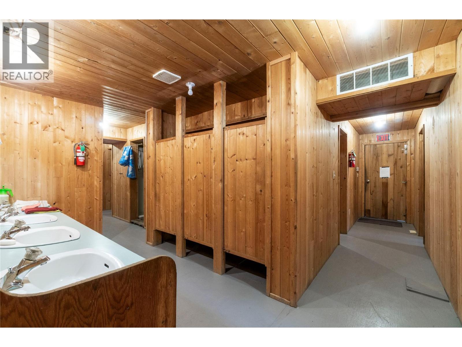 8225 Seymour Arm Forest Service Road, Seymour Arm, British Columbia  V0E 2V2 - Photo 53 - 10381306