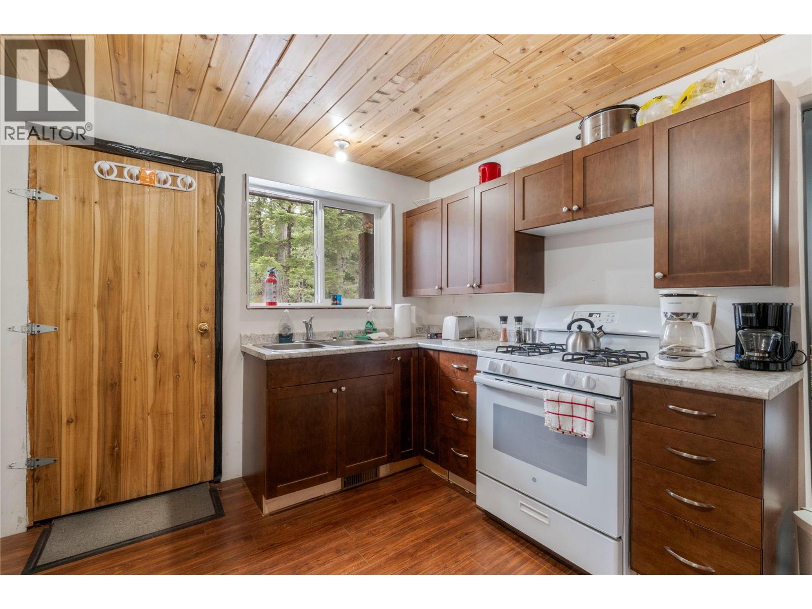 8225 Seymour Arm Forest Service Road, Seymour Arm, British Columbia  V0E 2V2 - Photo 57 - 10381306