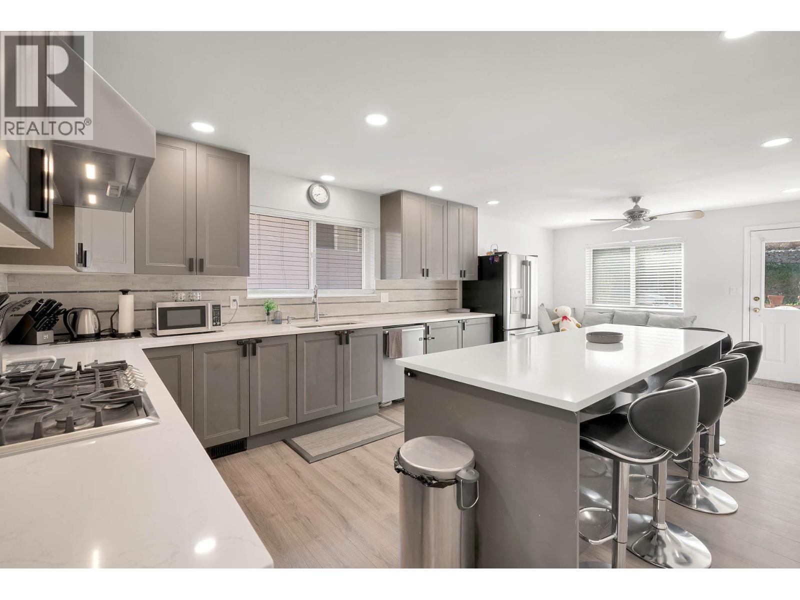 667 Dunrobin Drive, Kamloops, British Columbia  V1s 1w2 - Photo 16 - 10381232