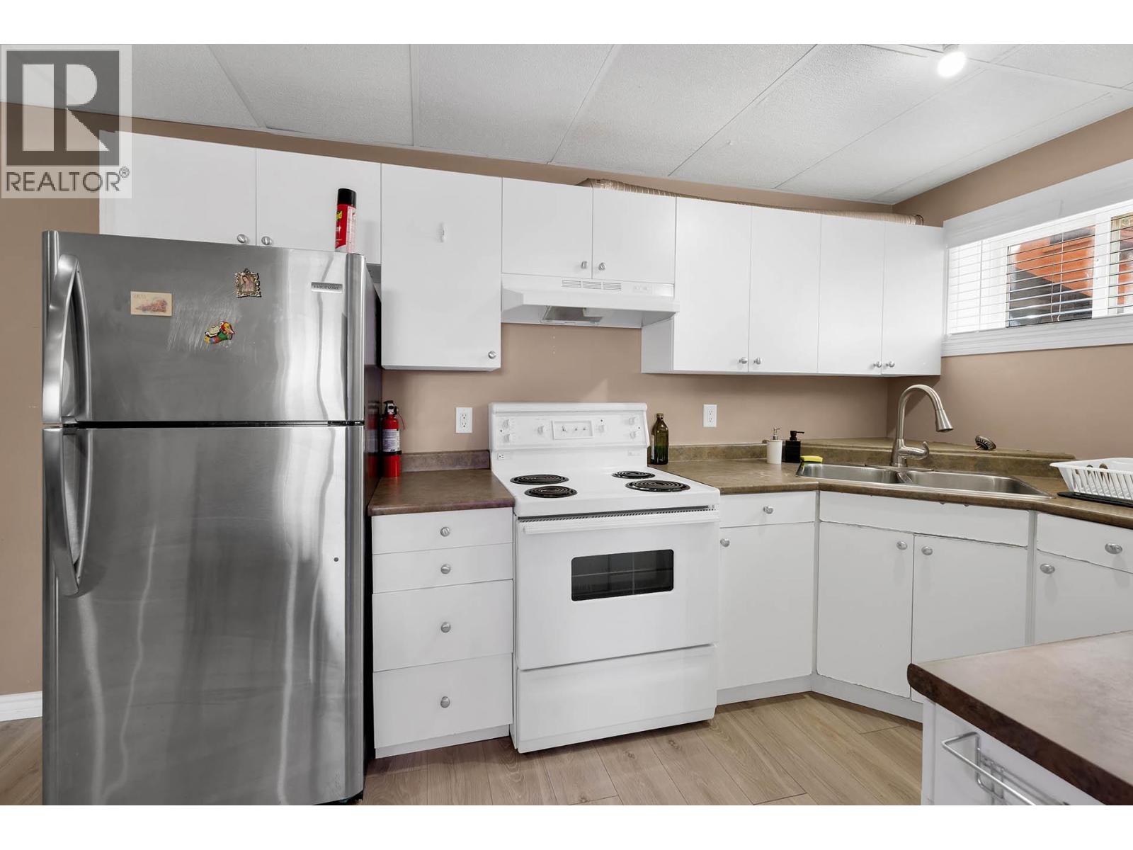 667 Dunrobin Drive, Kamloops, British Columbia  V1s 1w2 - Photo 34 - 10381232