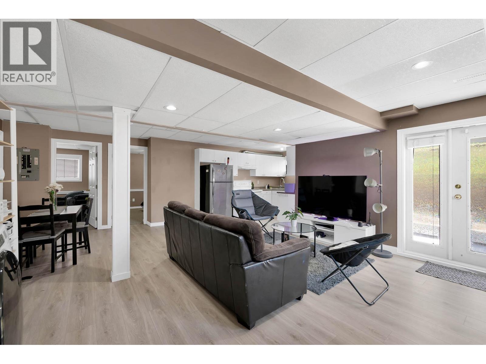 667 Dunrobin Drive, Kamloops, British Columbia  V1s 1w2 - Photo 37 - 10381232