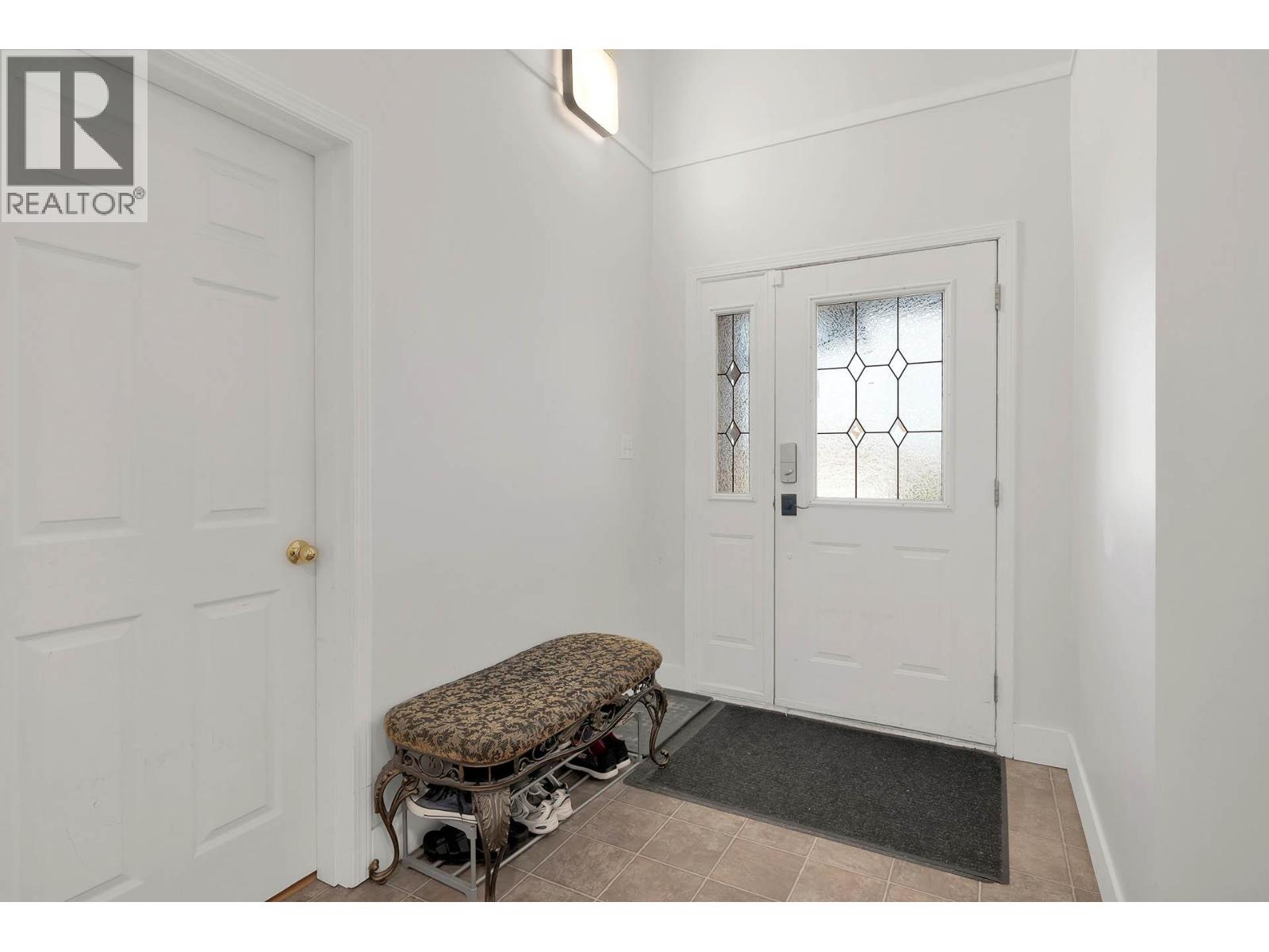 667 Dunrobin Drive, Kamloops, British Columbia  V1s 1w2 - Photo 50 - 10381232