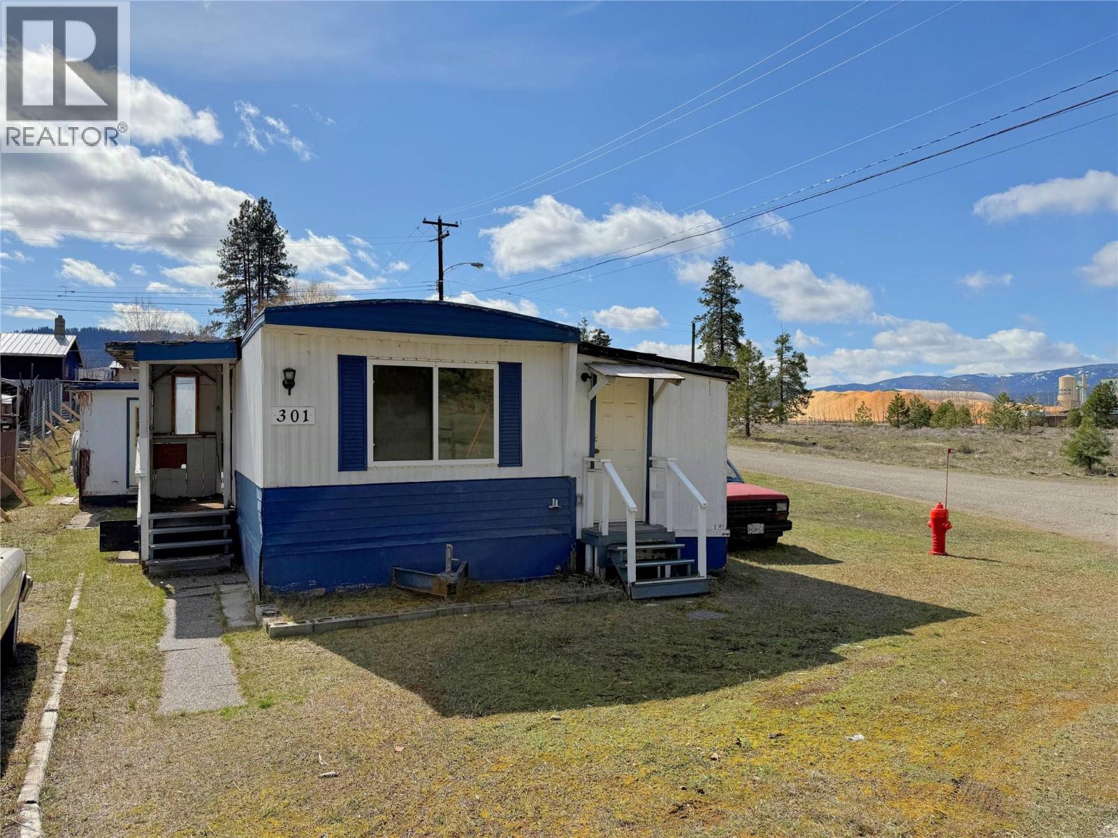 301 9th Avenue, Princeton, British Columbia  V0X 1W0 - Photo 1 - 10380917