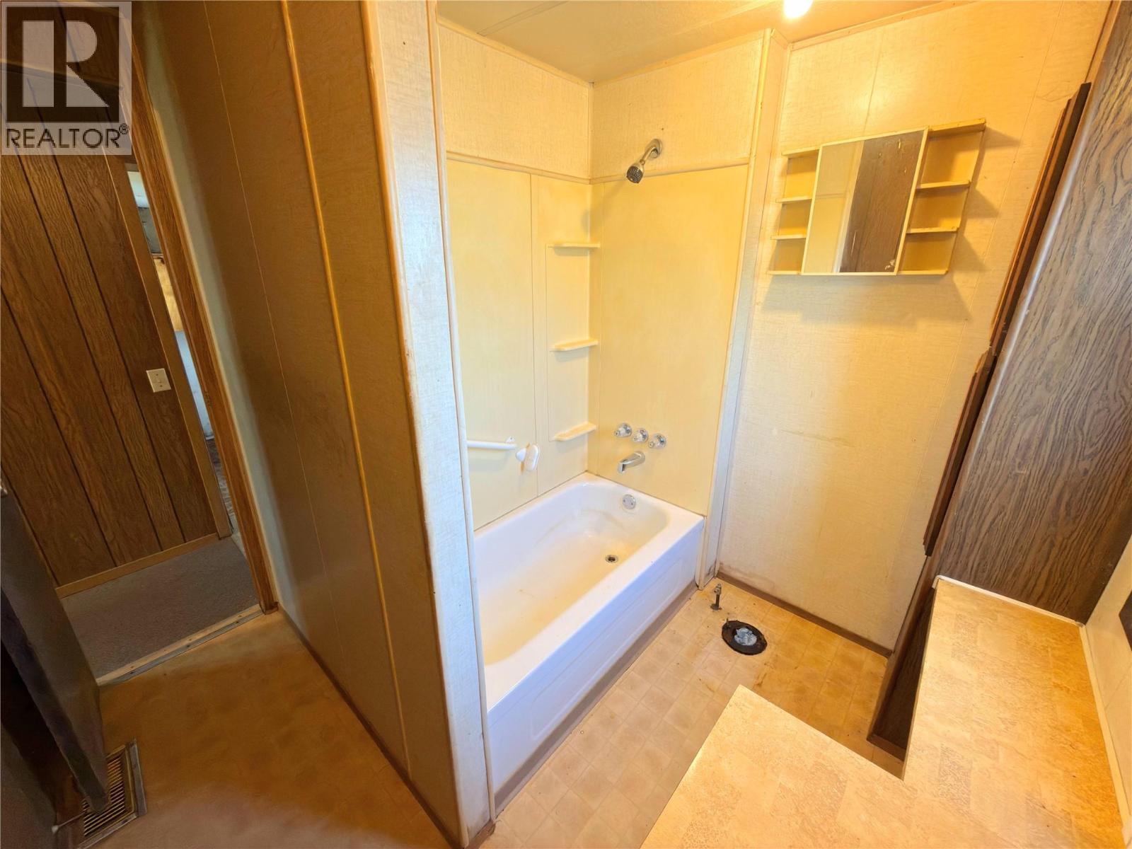 301 9th Avenue, Princeton, British Columbia  V0X 1W0 - Photo 15 - 10380917