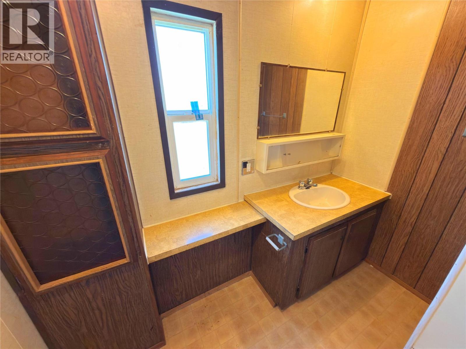 301 9th Avenue, Princeton, British Columbia  V0X 1W0 - Photo 16 - 10380917