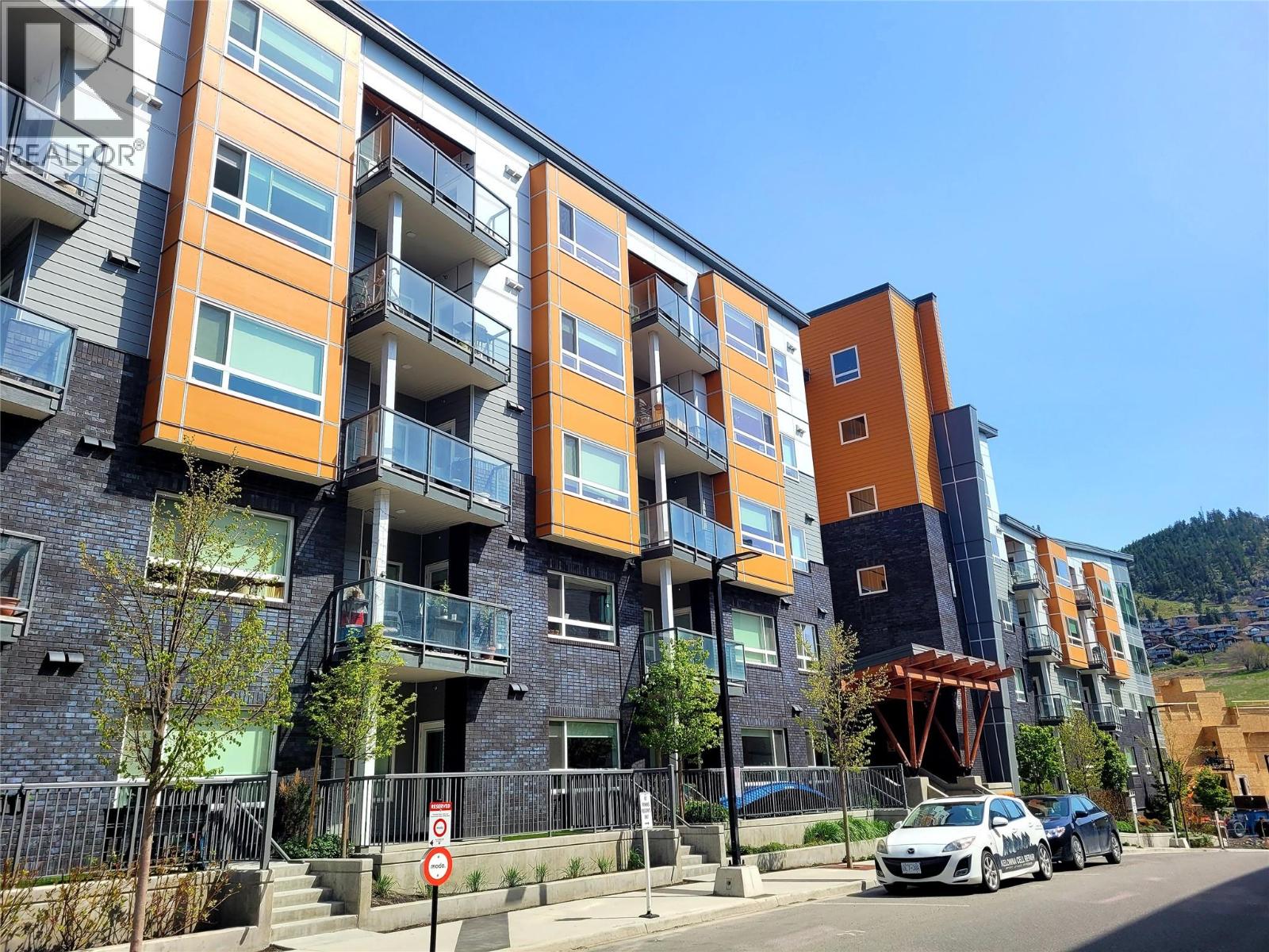 722 Valley Road Unit# 322, Kelowna, British Columbia  V1E 2E6 - Photo 1 - 10380613