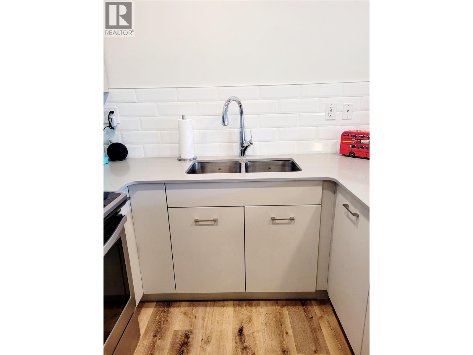 722 Valley Road Unit# 322, Kelowna, British Columbia  V1E 2E6 - Photo 8 - 10380613