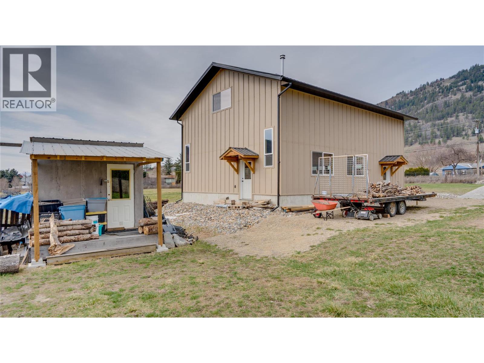 6524 Highway 6, Coldstream, British Columbia  V1B 3C6 - Photo 32 - 10381158