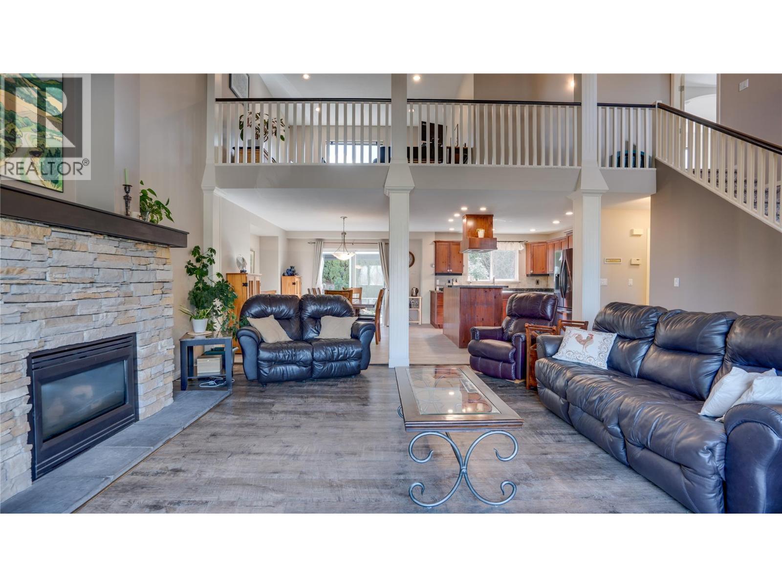 991 Mt. Bulman Drive, Vernon, British Columbia  V1B 2Z1 - Photo 5 - 10381098