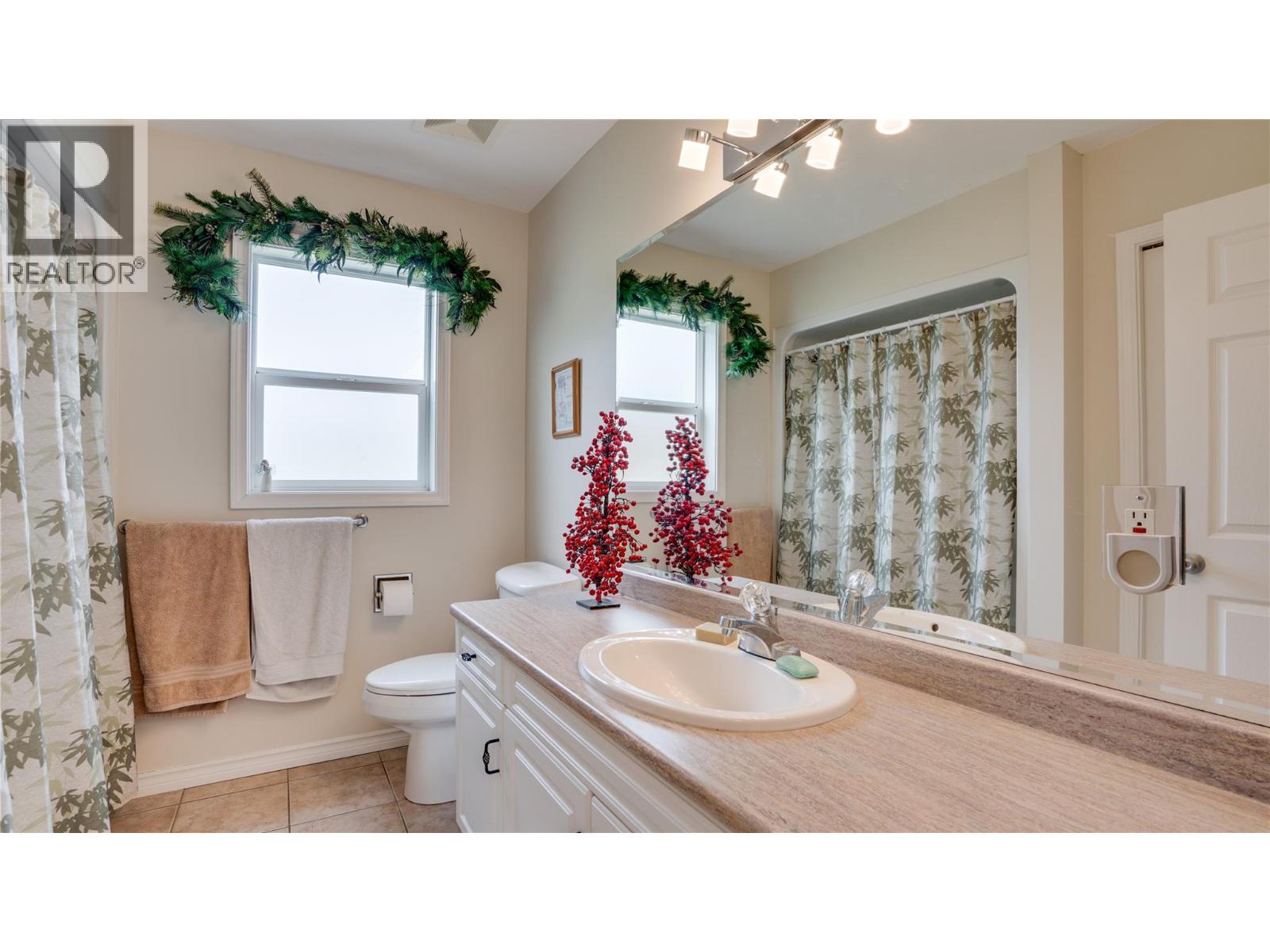 6524 Highway 6, Coldstream, British Columbia  V1B 3C6 - Photo 16 - 10380924