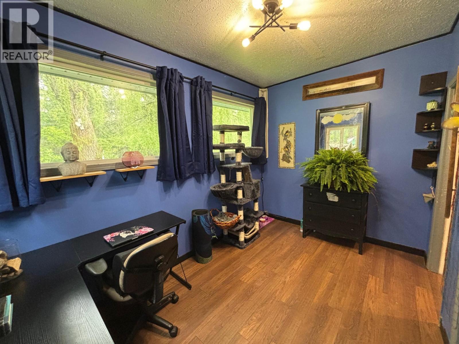 3900 3 Highway, Rock Creek, British Columbia  V0H 1Y0 - Photo 13 - 10381330