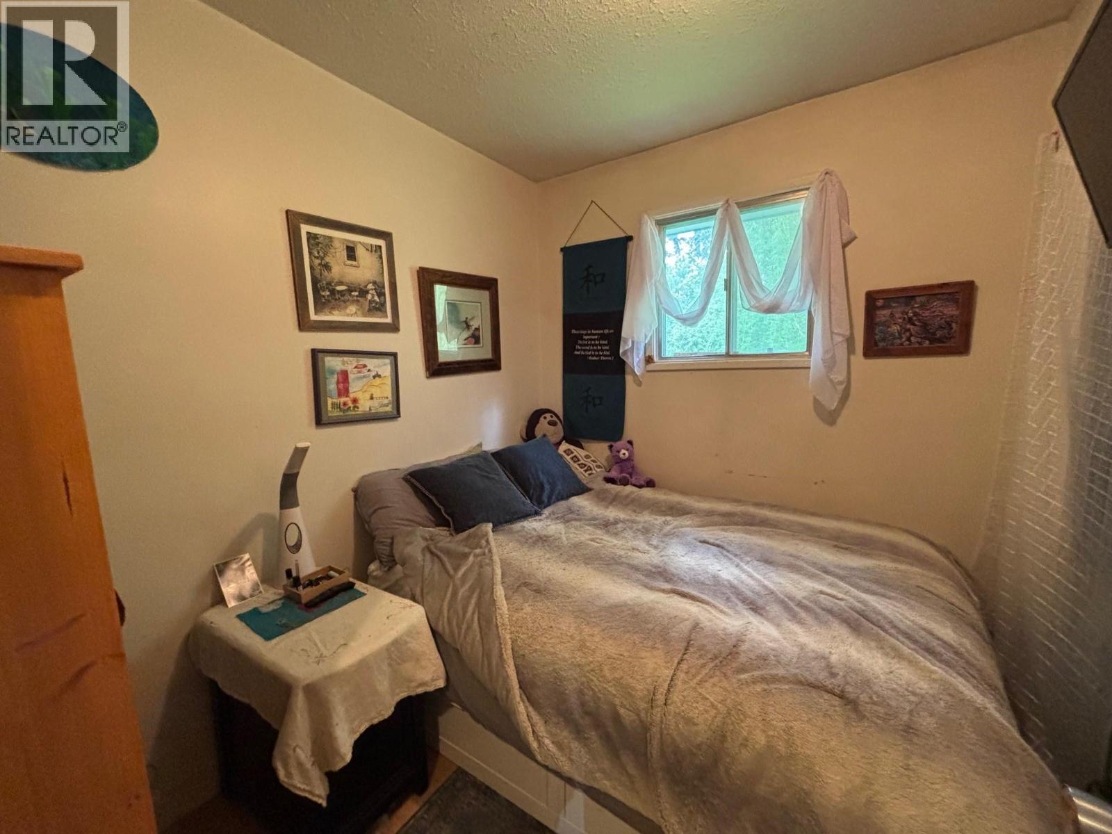 3900 3 Highway, Rock Creek, British Columbia  V0H 1Y0 - Photo 14 - 10381330