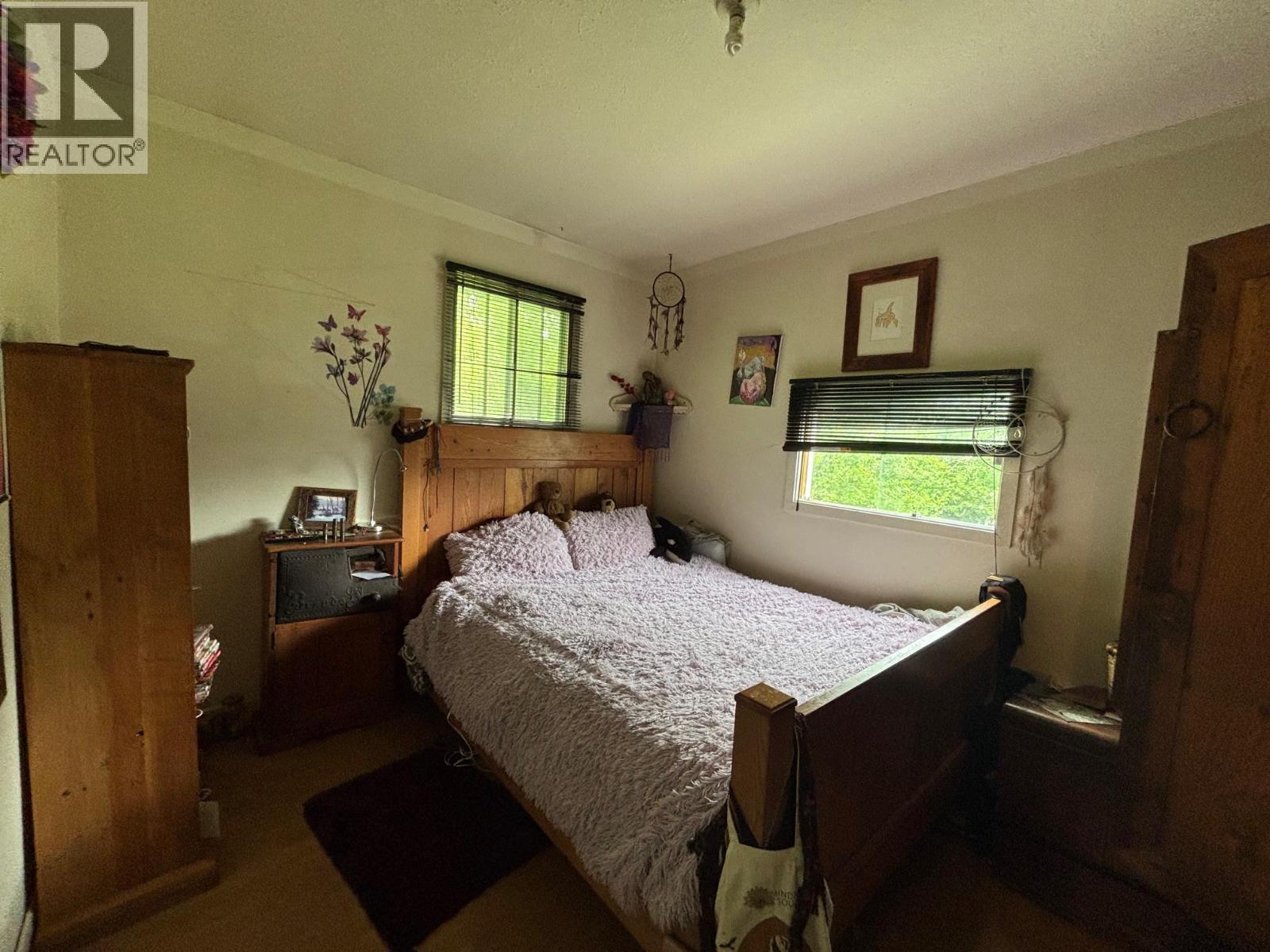 3900 3 Highway, Rock Creek, British Columbia  V0H 1Y0 - Photo 15 - 10381330