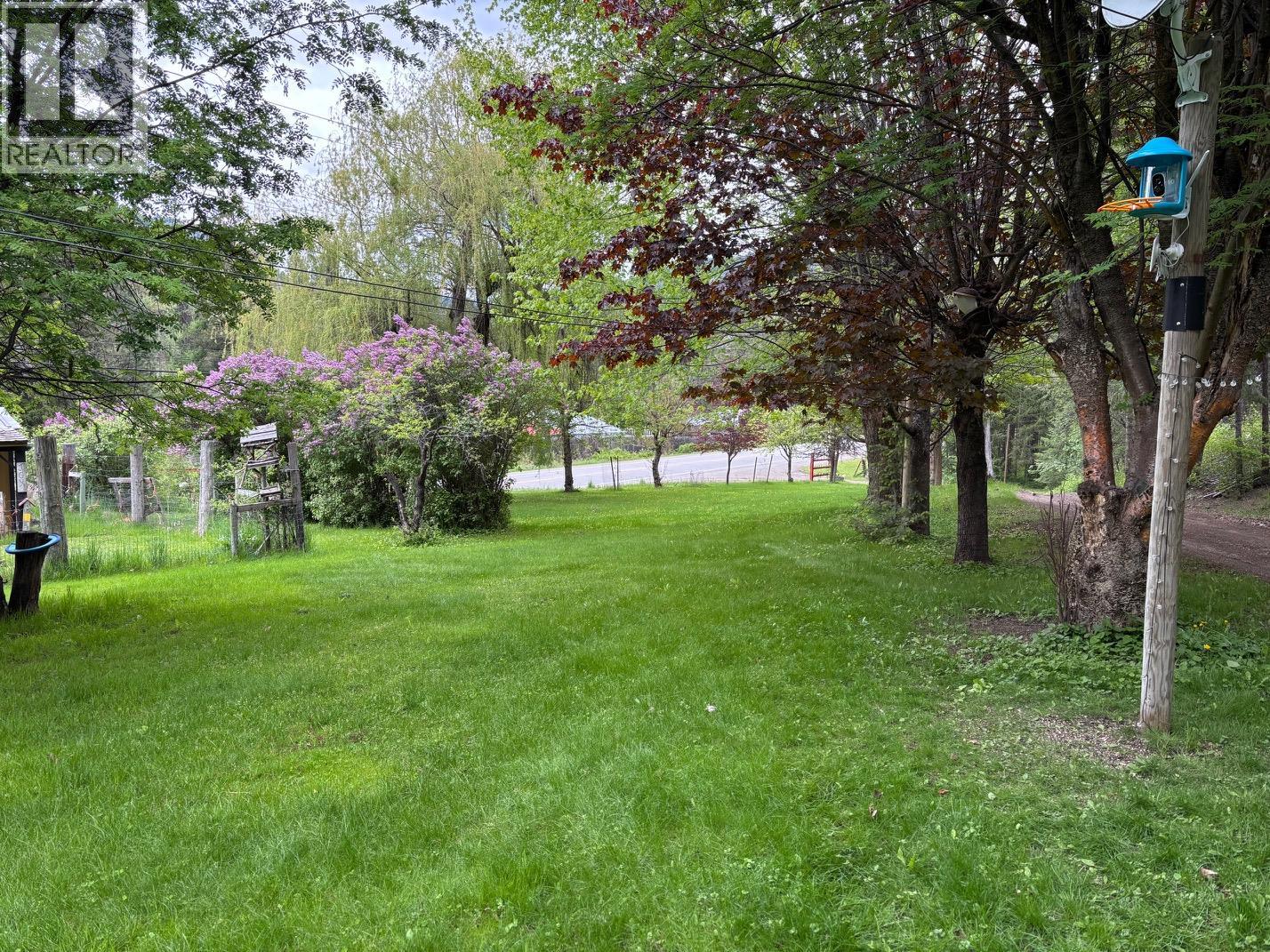 3900 3 Highway, Rock Creek, British Columbia  V0H 1Y0 - Photo 22 - 10381330