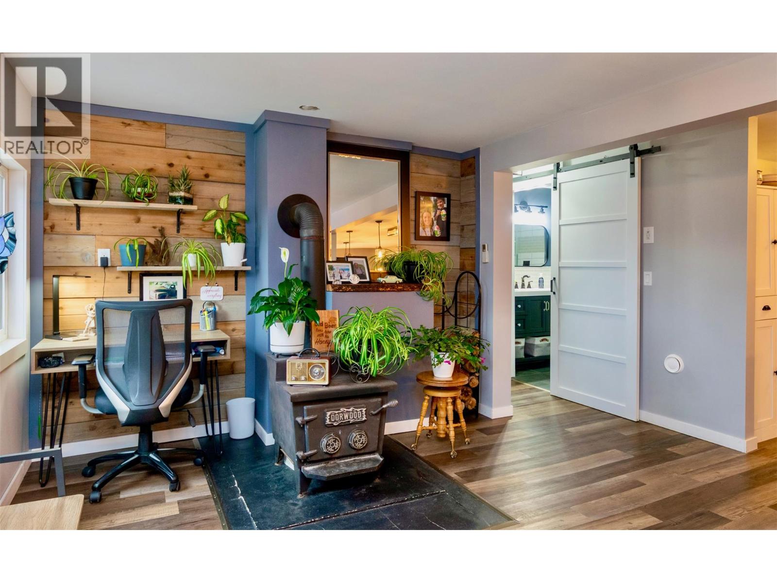 7519 Anglemont Drive, Anglemont, British Columbia  V0E 1M8 - Photo 14 - 10377231