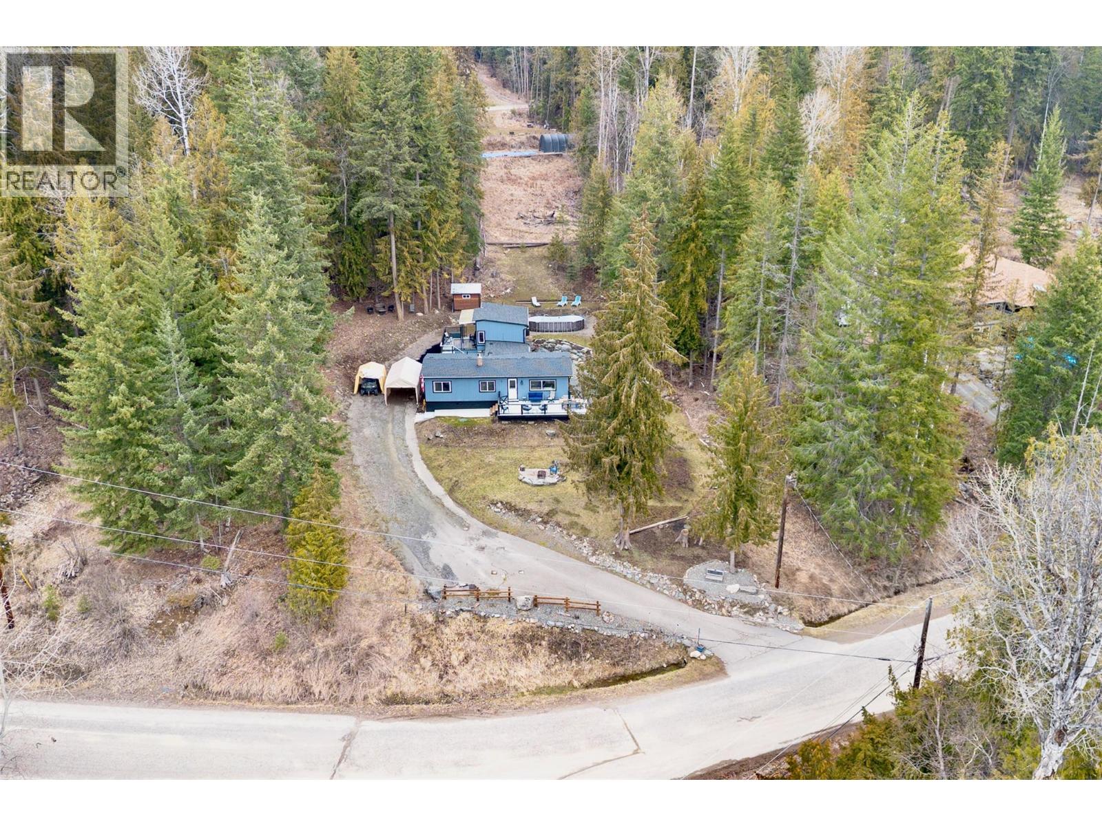 7519 Anglemont Drive, Anglemont, British Columbia  V0E 1M8 - Photo 76 - 10377231