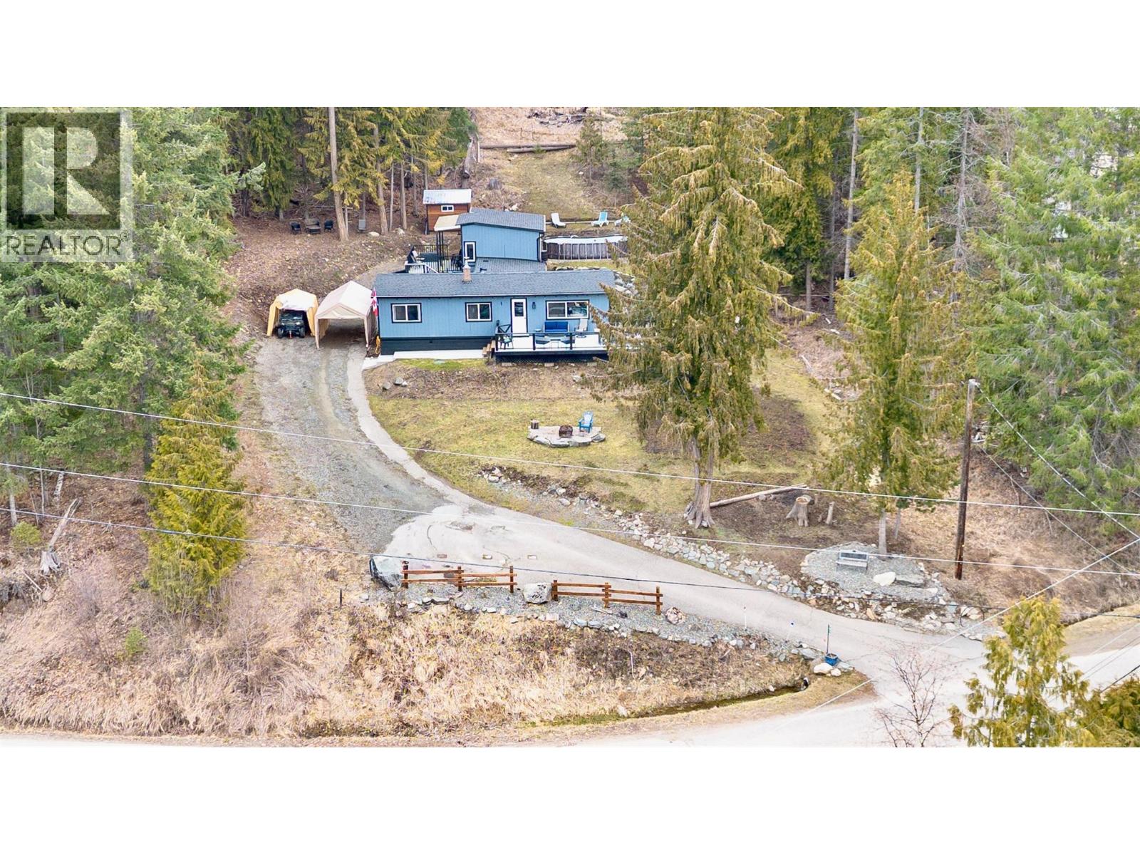 7519 Anglemont Drive, Anglemont, British Columbia  V0E 1M8 - Photo 78 - 10377231