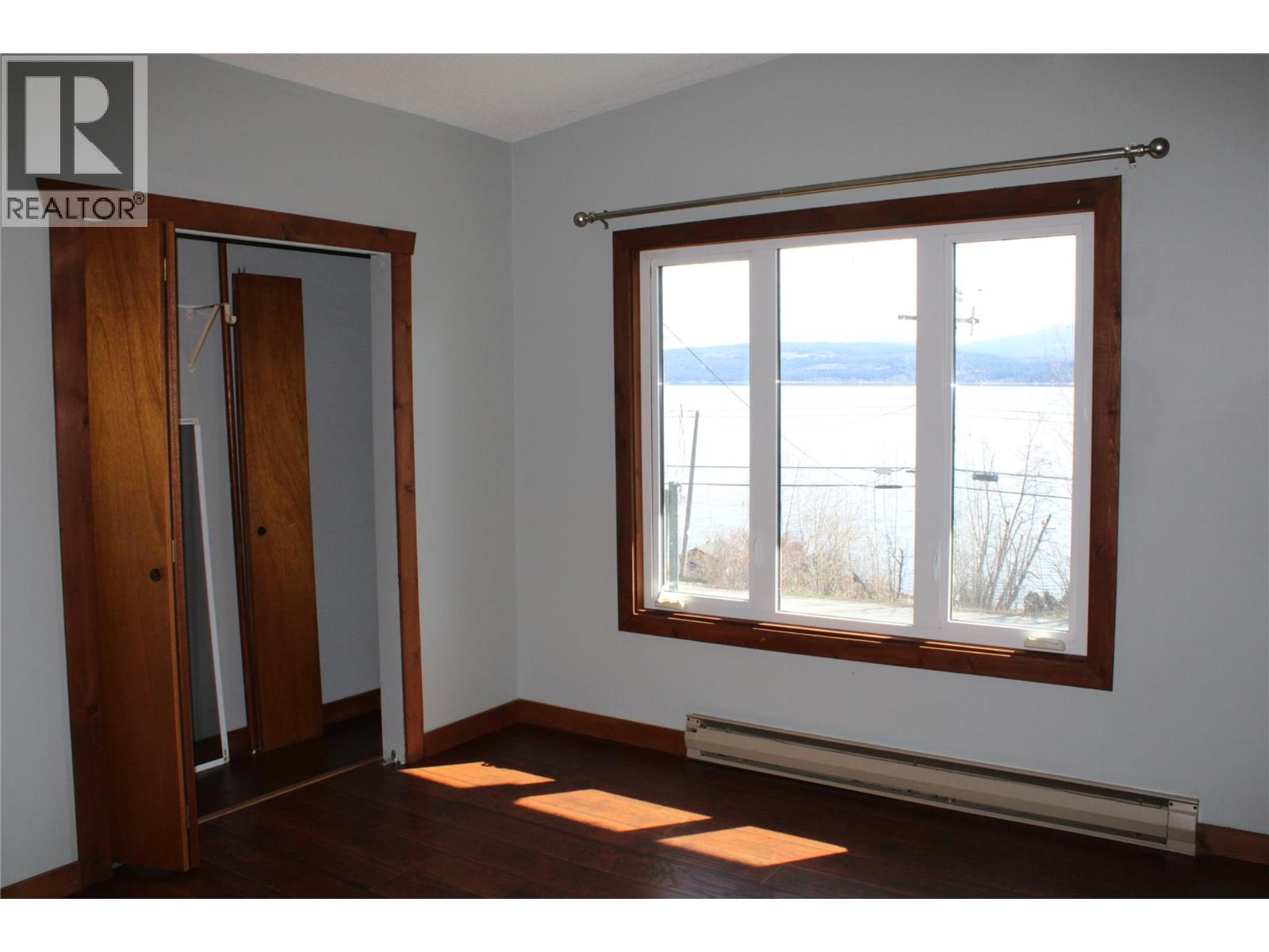 3003 Squilax-Anglemont Road, Lee Creek, British Columbia  V0E 1M4 - Photo 15 - 10381314