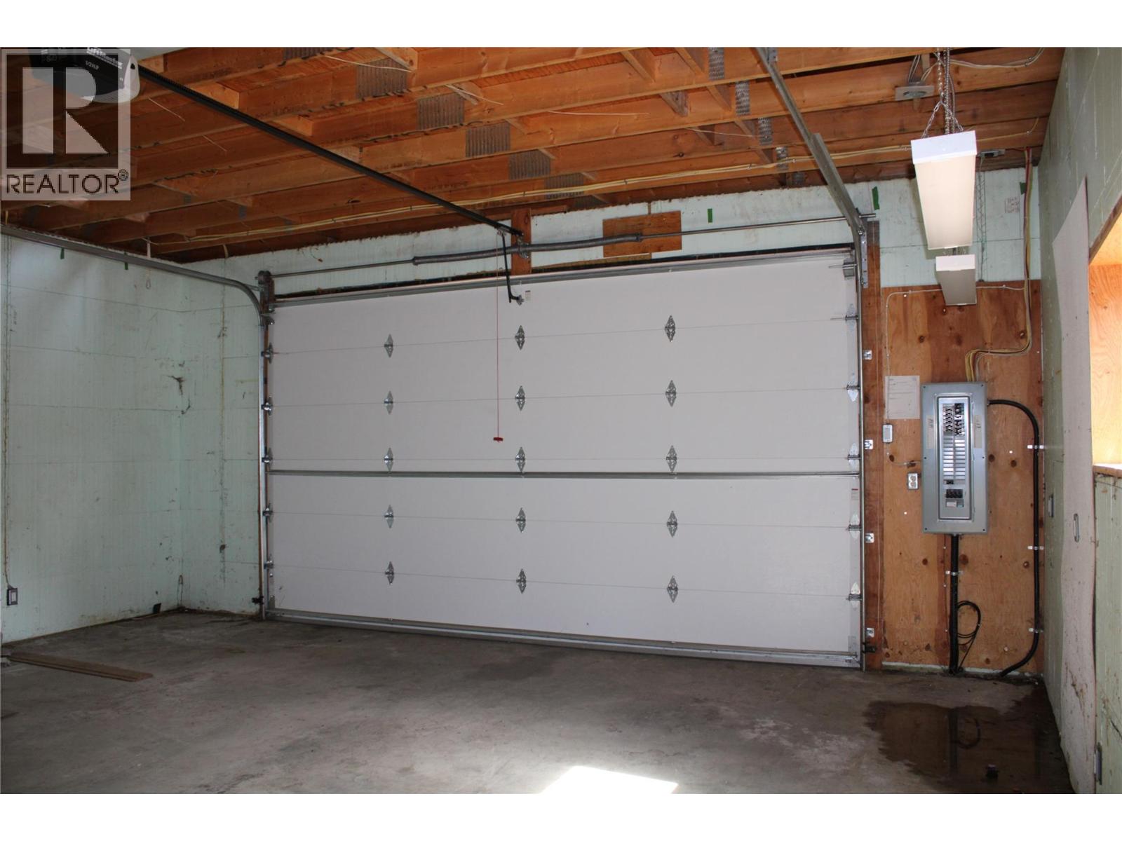 3003 Squilax-Anglemont Road, Lee Creek, British Columbia  V0E 1M4 - Photo 20 - 10381314