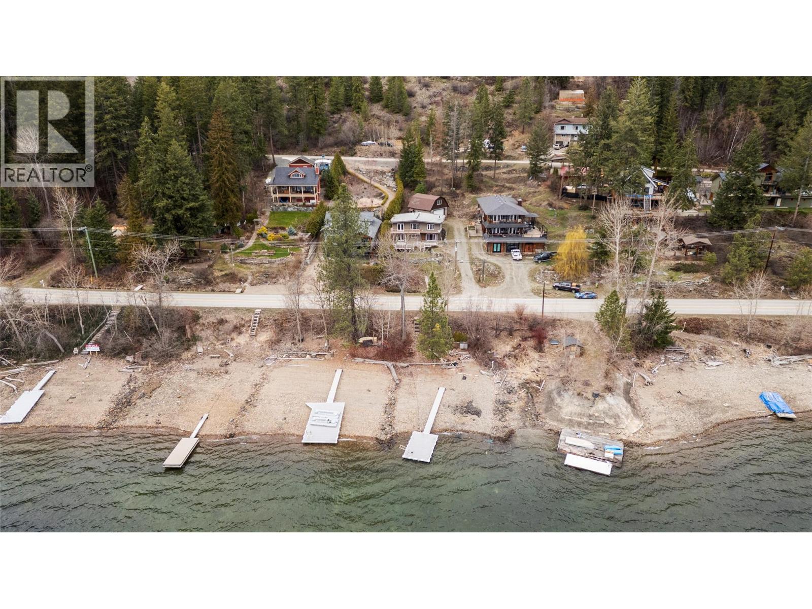 3003 Squilax-Anglemont Road, Lee Creek, British Columbia  V0E 1M4 - Photo 23 - 10381314