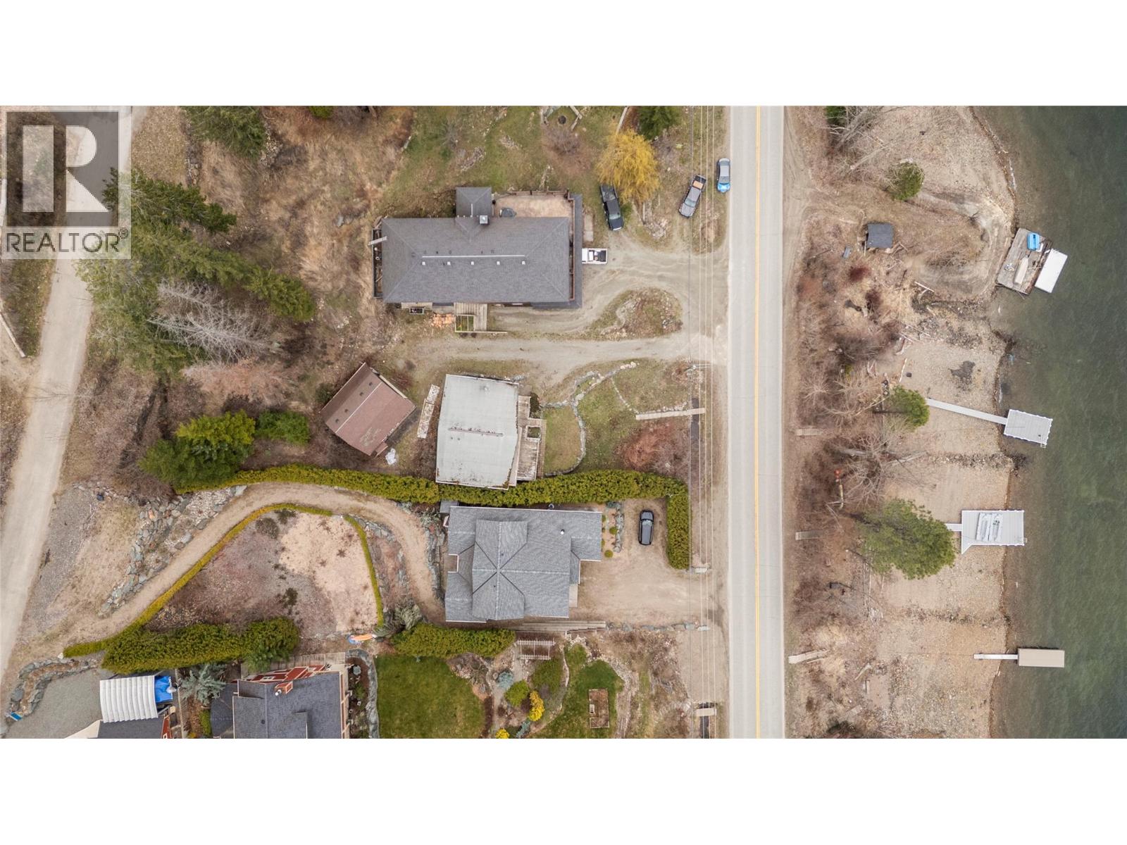 3003 Squilax-Anglemont Road, Lee Creek, British Columbia  V0E 1M4 - Photo 29 - 10381314