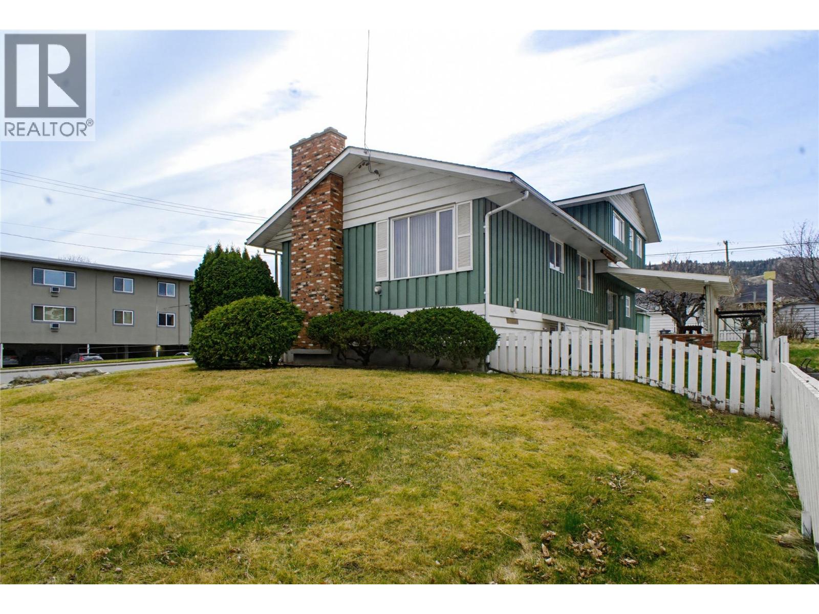 650 13th Avenue, Kamloops, British Columbia  V2C 3Y9 - Photo 4 - 10381091