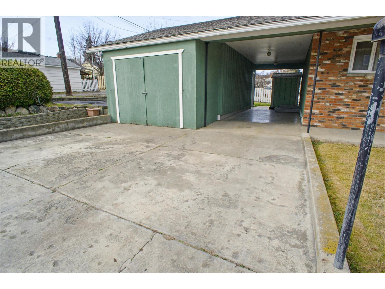 650 13th Avenue, Kamloops, British Columbia  V2C 3Y9 - Photo 6 - 10381091