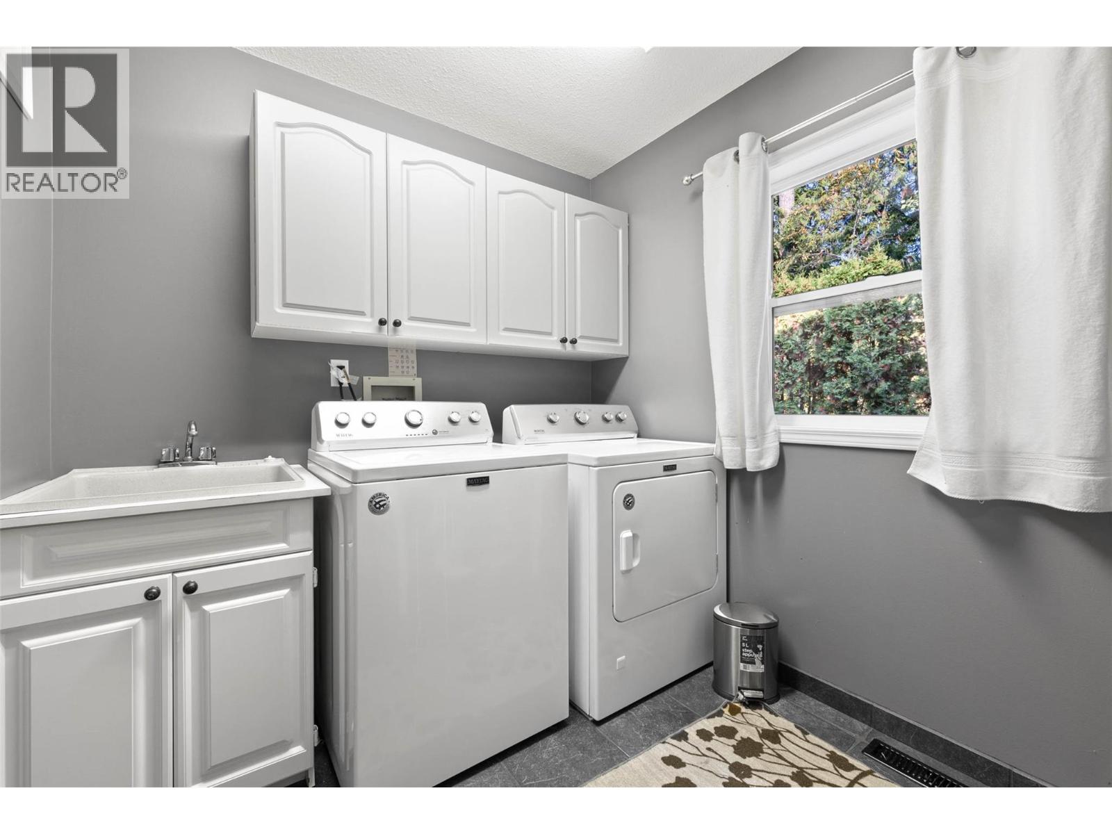 2668 Golf Course Drive, Blind Bay, British Columbia  V0E 1H2 - Photo 12 - 10380434