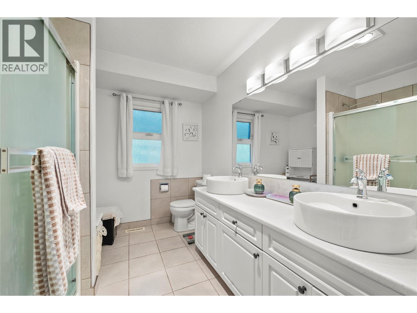 2668 Golf Course Drive, Blind Bay, British Columbia  V0E 1H2 - Photo 16 - 10380434