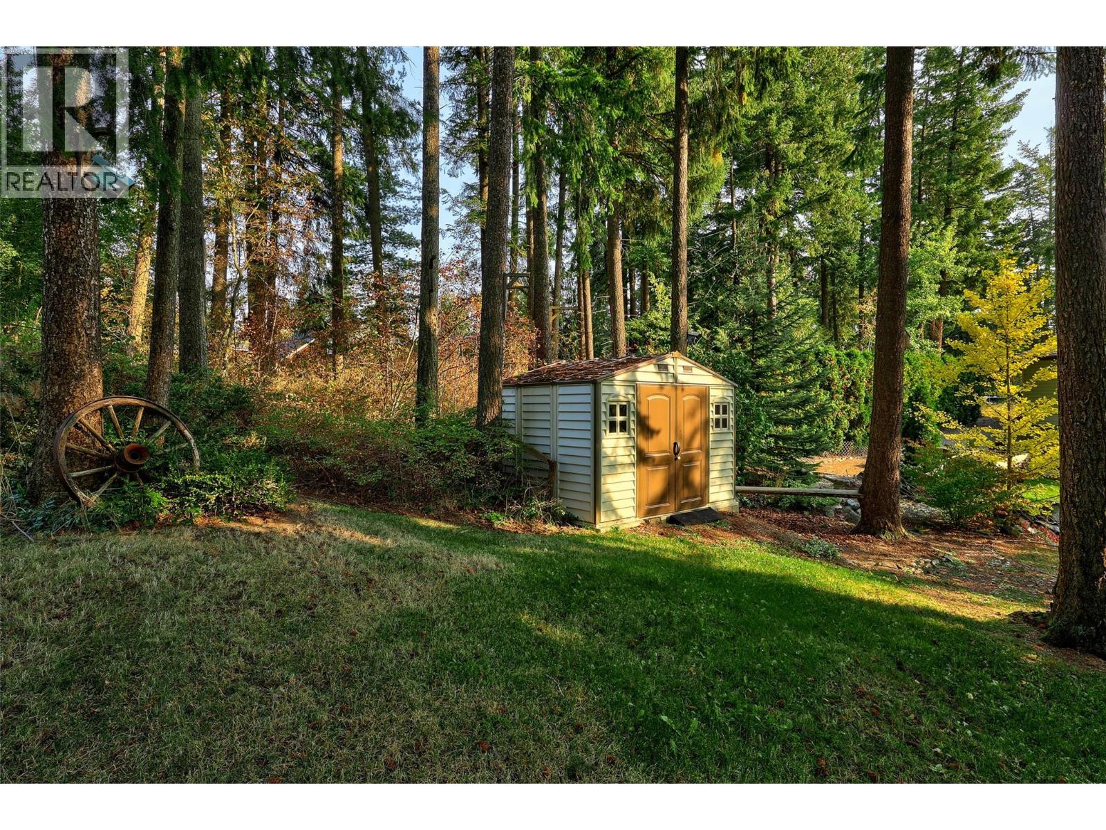 2668 Golf Course Drive, Blind Bay, British Columbia  V0E 1H2 - Photo 36 - 10380434