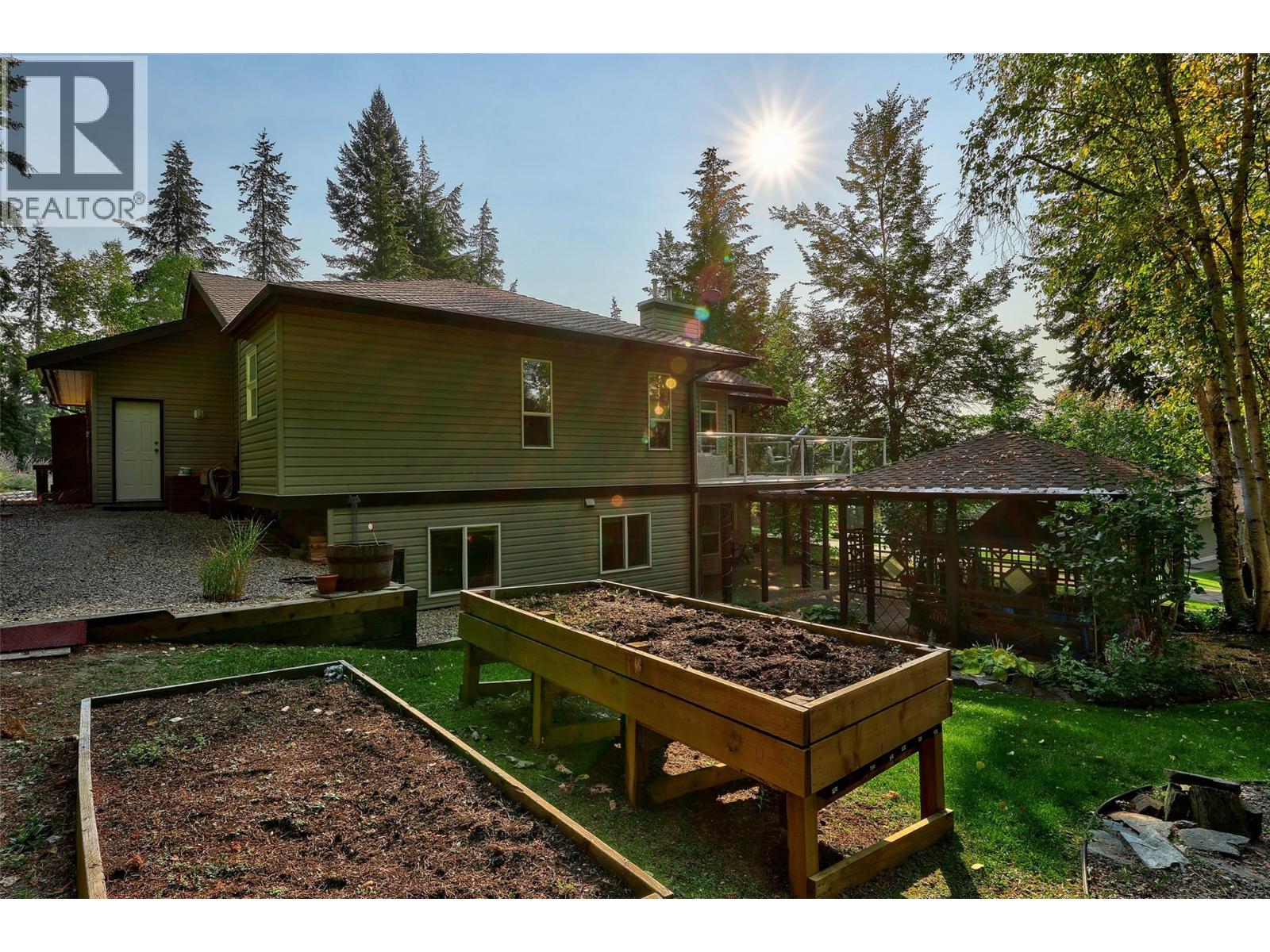 2668 Golf Course Drive, Blind Bay, British Columbia  V0E 1H2 - Photo 38 - 10380434