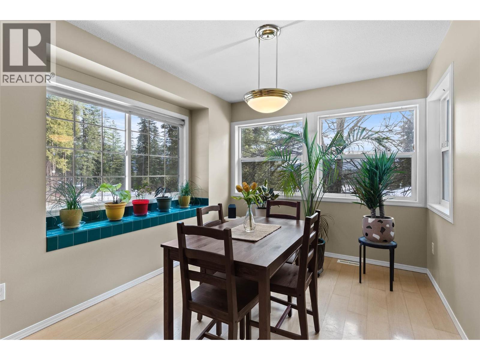 2668 Golf Course Drive, Blind Bay, British Columbia  V0E 1H2 - Photo 4 - 10380434