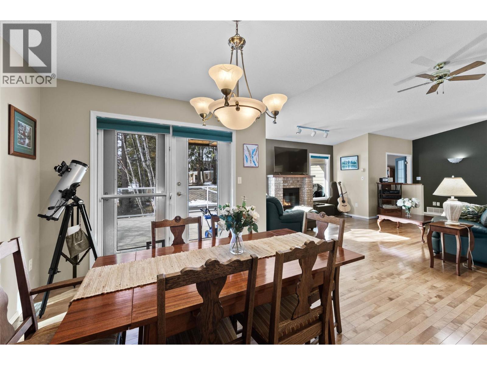 2668 Golf Course Drive, Blind Bay, British Columbia  V0E 1H2 - Photo 6 - 10380434